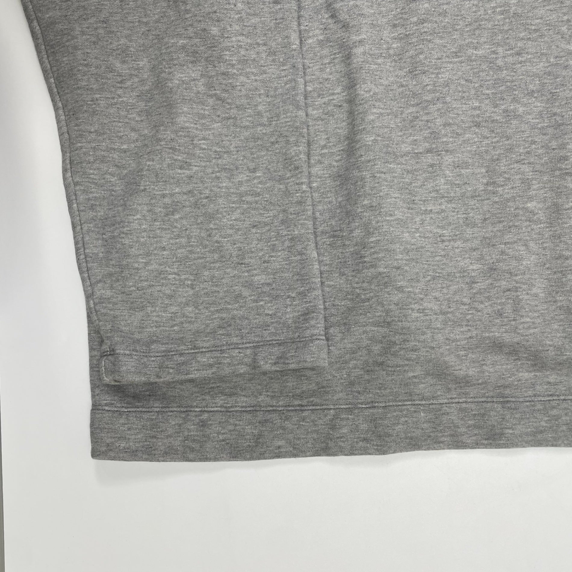 WELLDER ウェルダー / Flutter Tail Buck Side Tucked Crewneck グレー 参考定価：16,000+tax SIZE:3