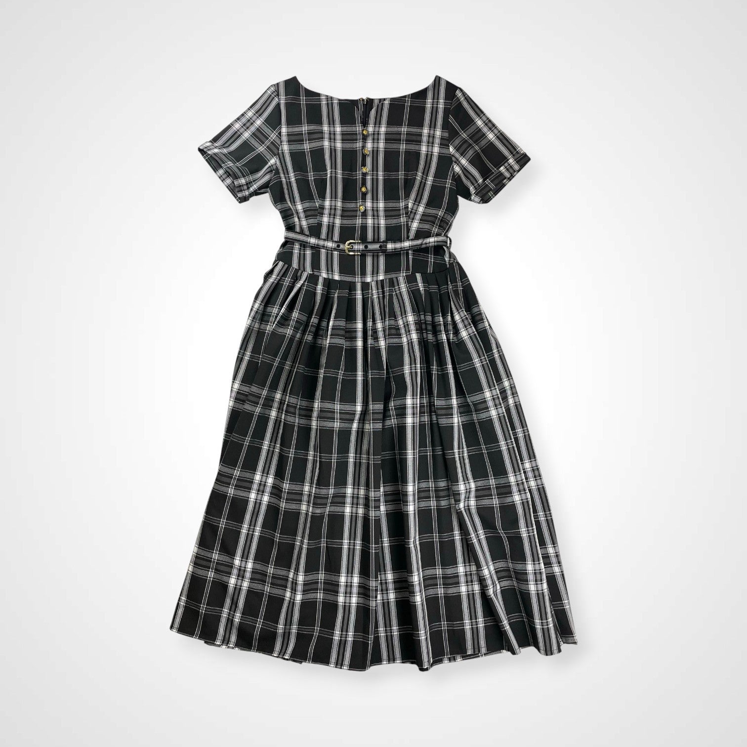 an another angelus アン アナザー アンジェラス / キーネックカラータックワンピース 参考定価：15,000+tax SIZE：FREE