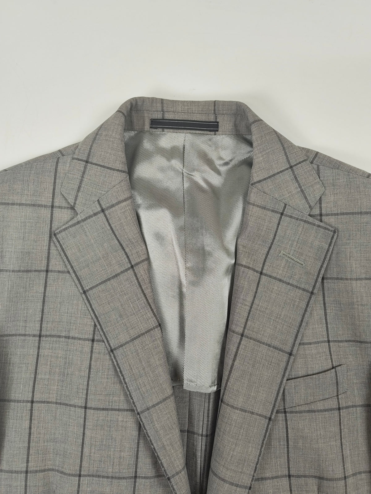 CC COLLECTION CORNELIANI / バージンウール チェック柄スーツ 参考定価：160,000程度 SIZE:46
