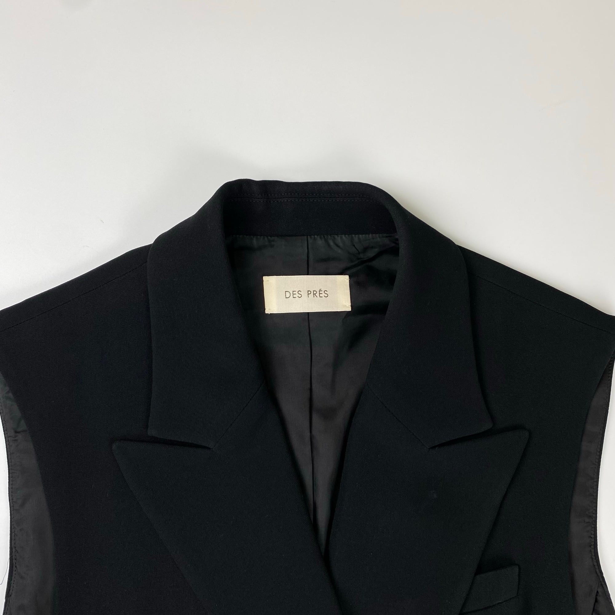 【美品】 DES PRES デプレ / ダブルクロス ダブルブレストジレ 参考定価：36,000+tax SIZE:FREE