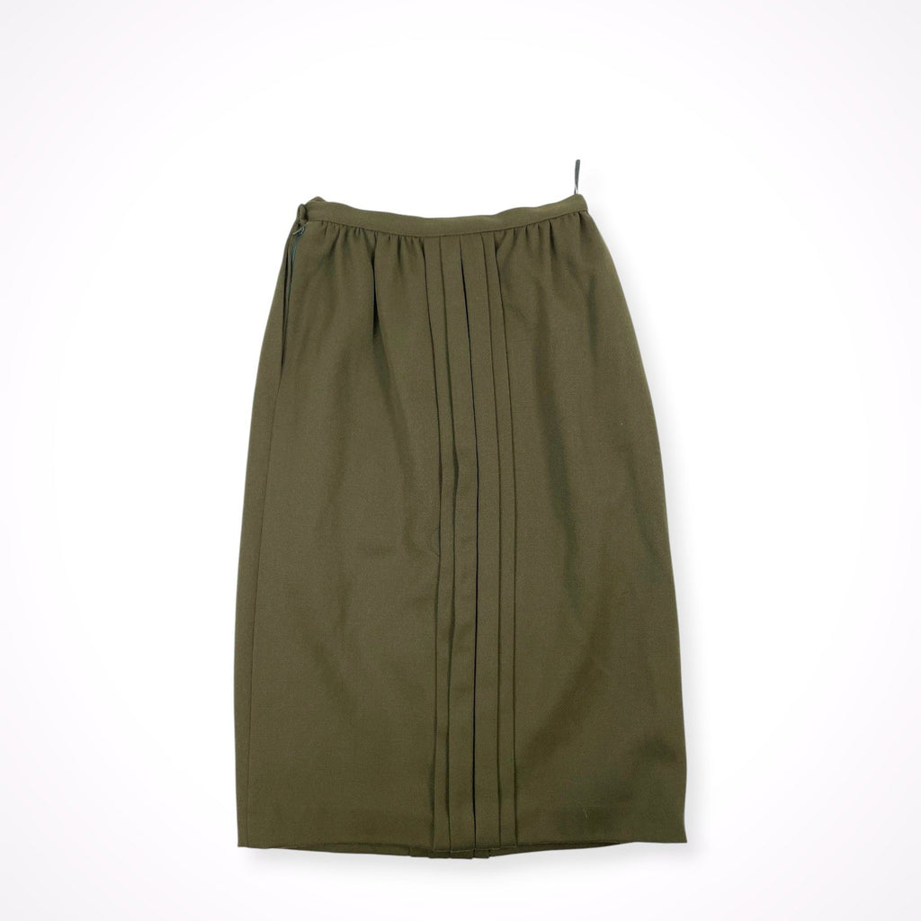 valentino miss V / ヴィンテージタックデザインスカート 参考定価：80,000程度 SIZE:44