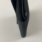PRADA / 3つ折りナイロンウォレット 三角プレート 参考定価：70,000程度