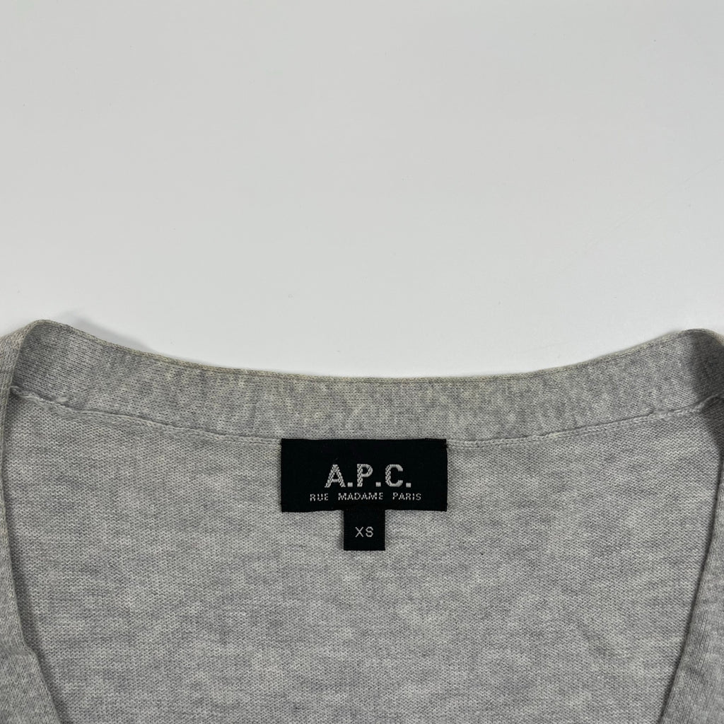 A.P.C. アーペーセー / カシミヤMIXカーディガン 水牛ボタン 参考定価：28,000程度 SIZE:XS