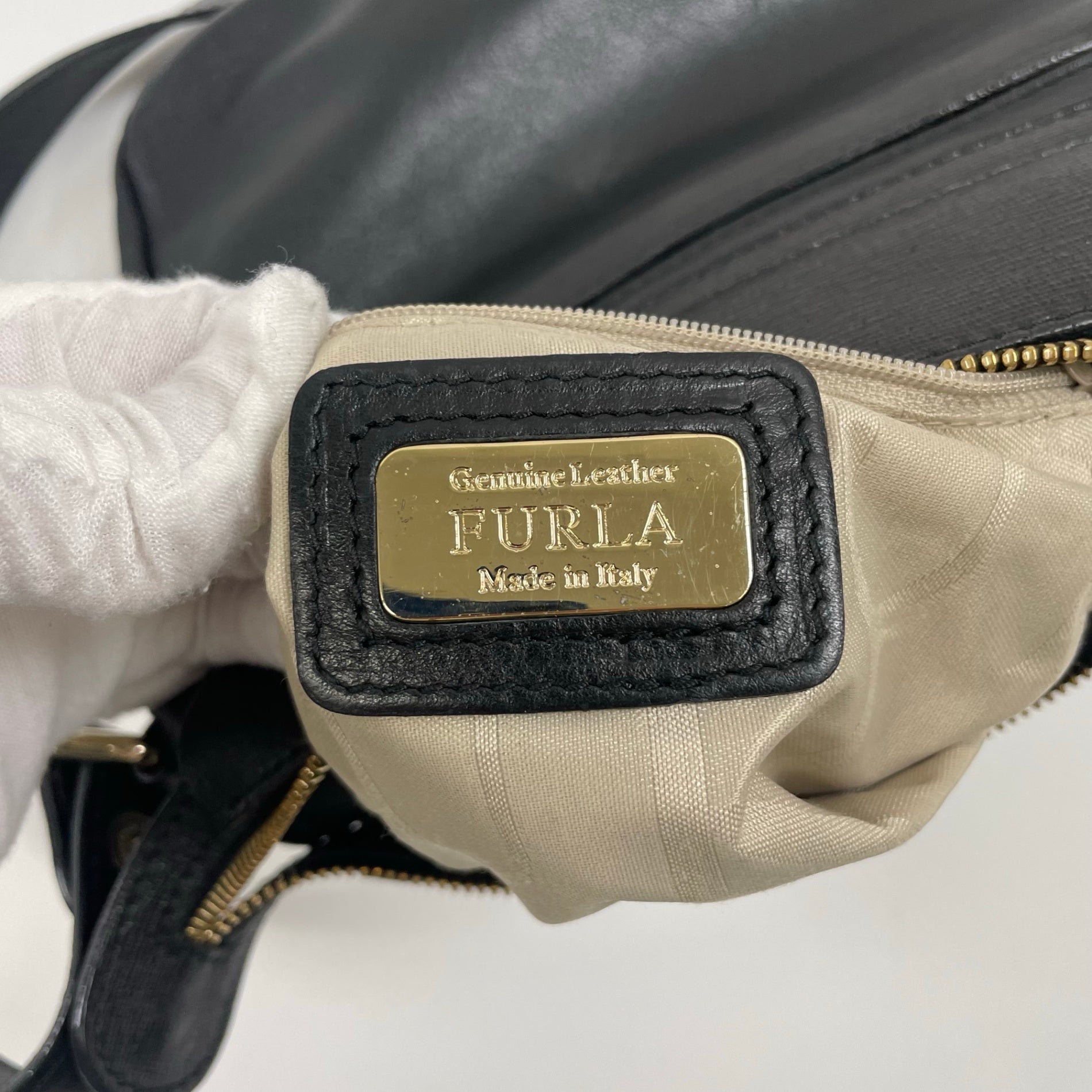 FURLA / エキスパンダブルショルダーバッグ 参考定価：48,000程度