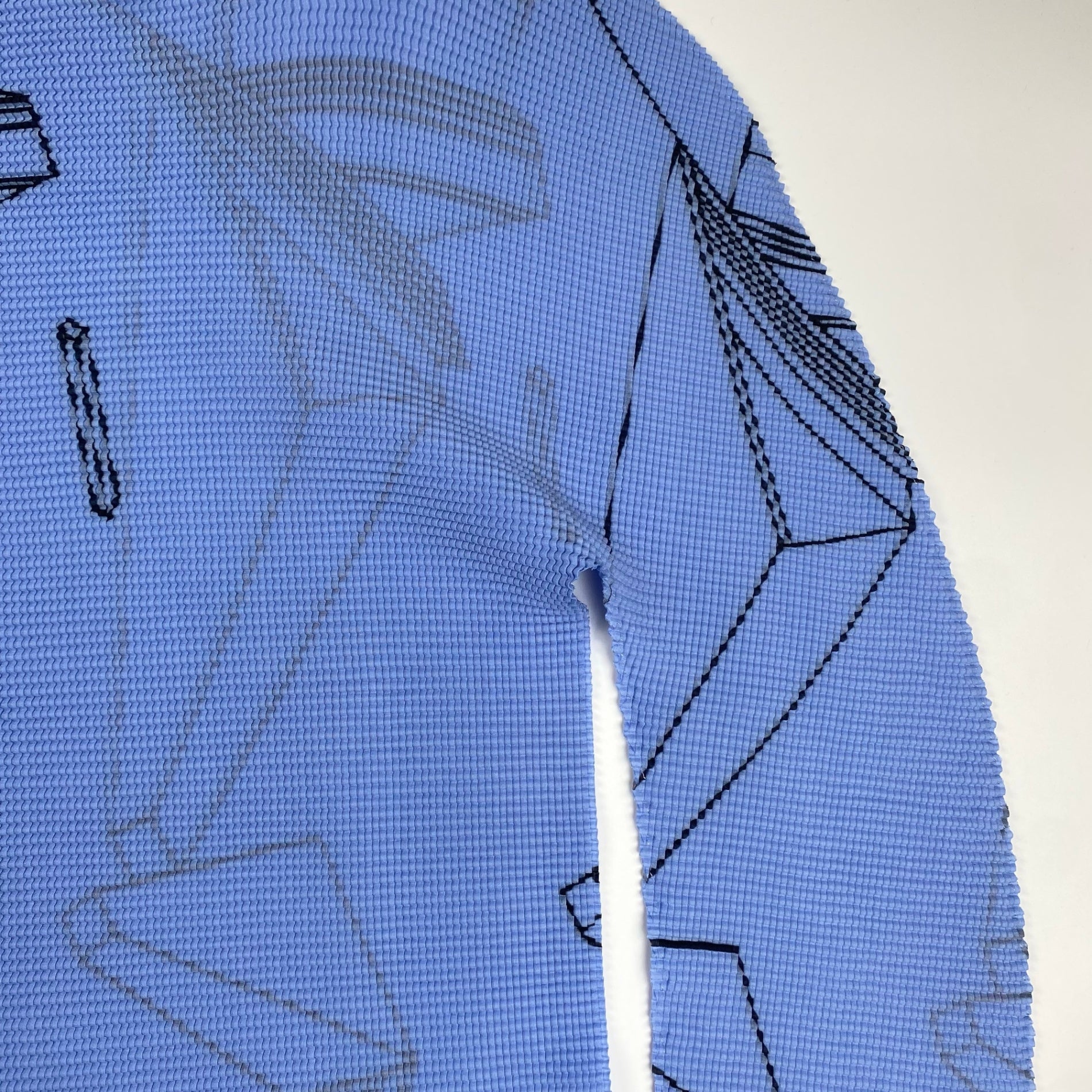 me ISSEY MIYAKE ミー イッセイミヤケ / 転写ボックスプリーツカットソー 20th ANNIVERSARY ARCHITECTS SIZE:FREE