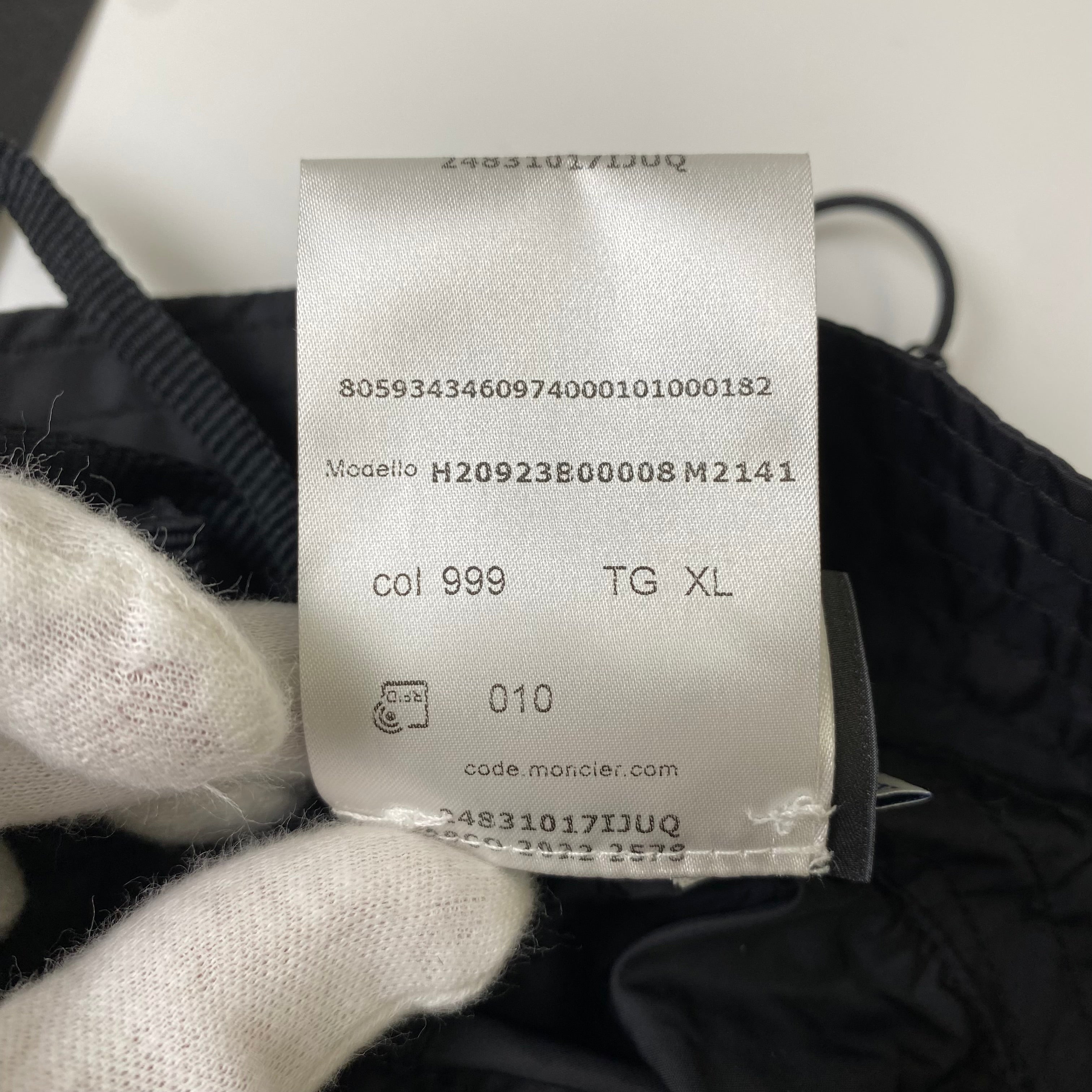 【未使用】MONCLER 1952 Nylon Bucket Hat  SIZE:XL