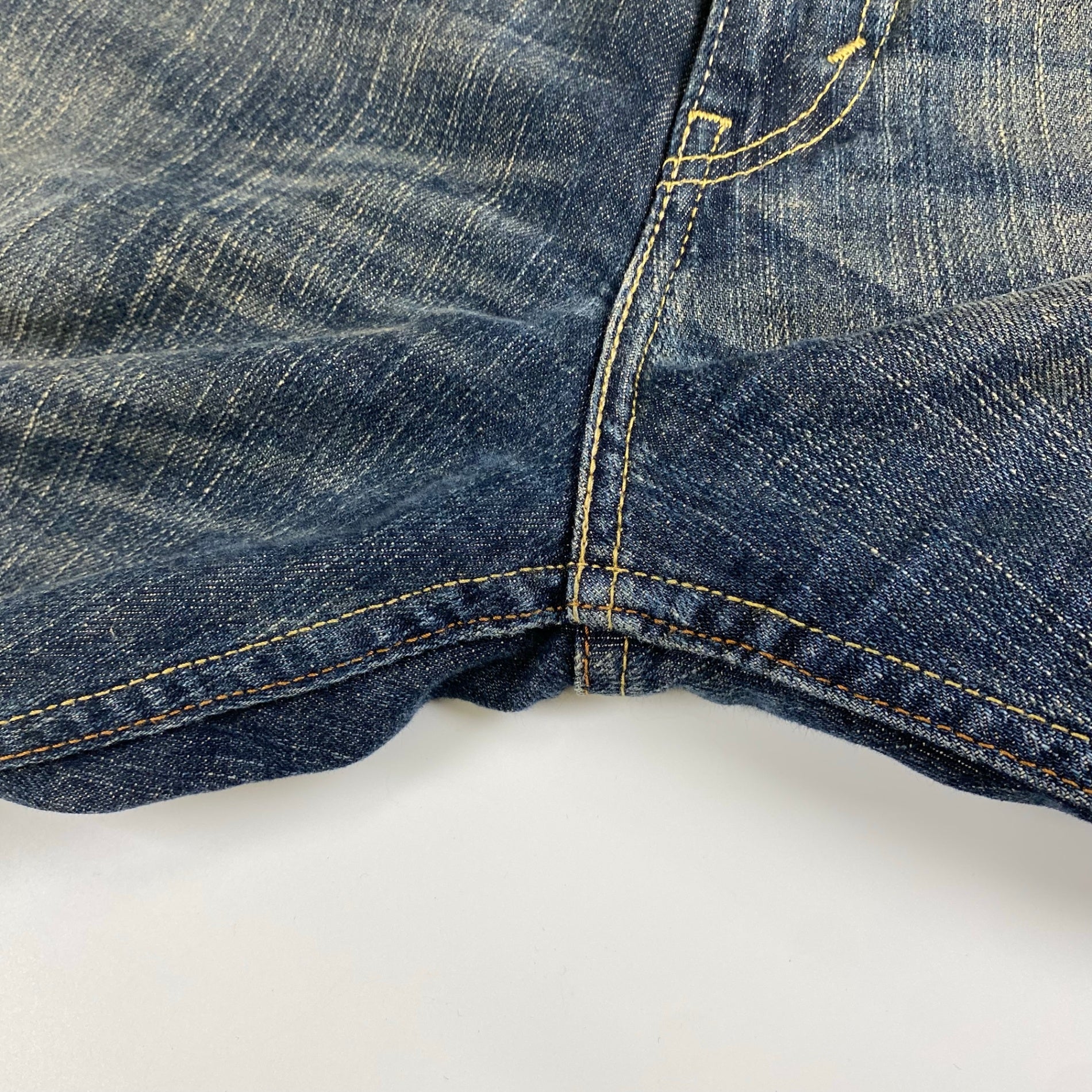 Levi’s リーバイス /  LOOSE STRAIGHT 569デニムパンツ コロンビア製 SIZE:32×32