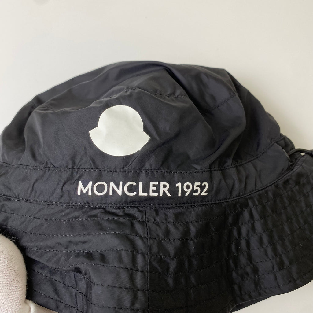 【未使用】MONCLER 1952 Nylon Bucket Hat  SIZE:XL
