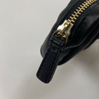 EMPORIO ARMANI / レザーミニポーチ 参考定価：32,000程度