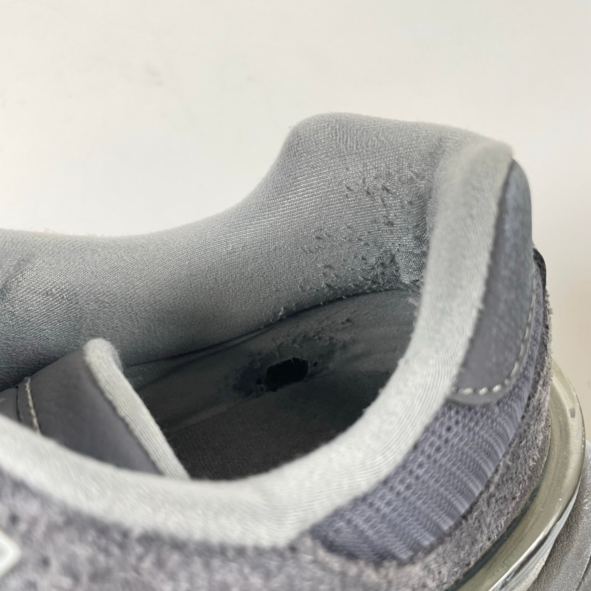 New Balance / U9060SG 参考定価：20,000+tax SIZE：27.5cm