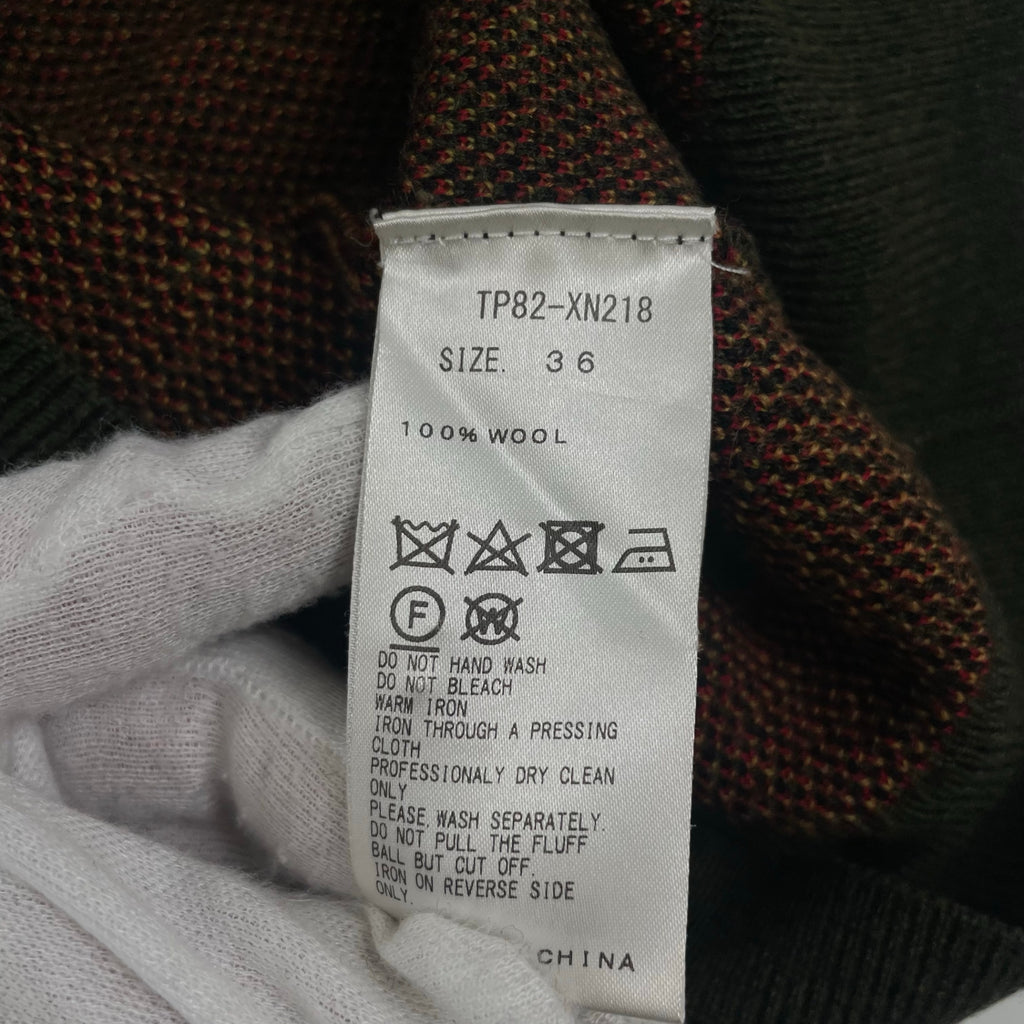 TOGA PULLA トーガプルラ / ペイズリータートルネックニット 参考定価：40,000程度 SIZE:36