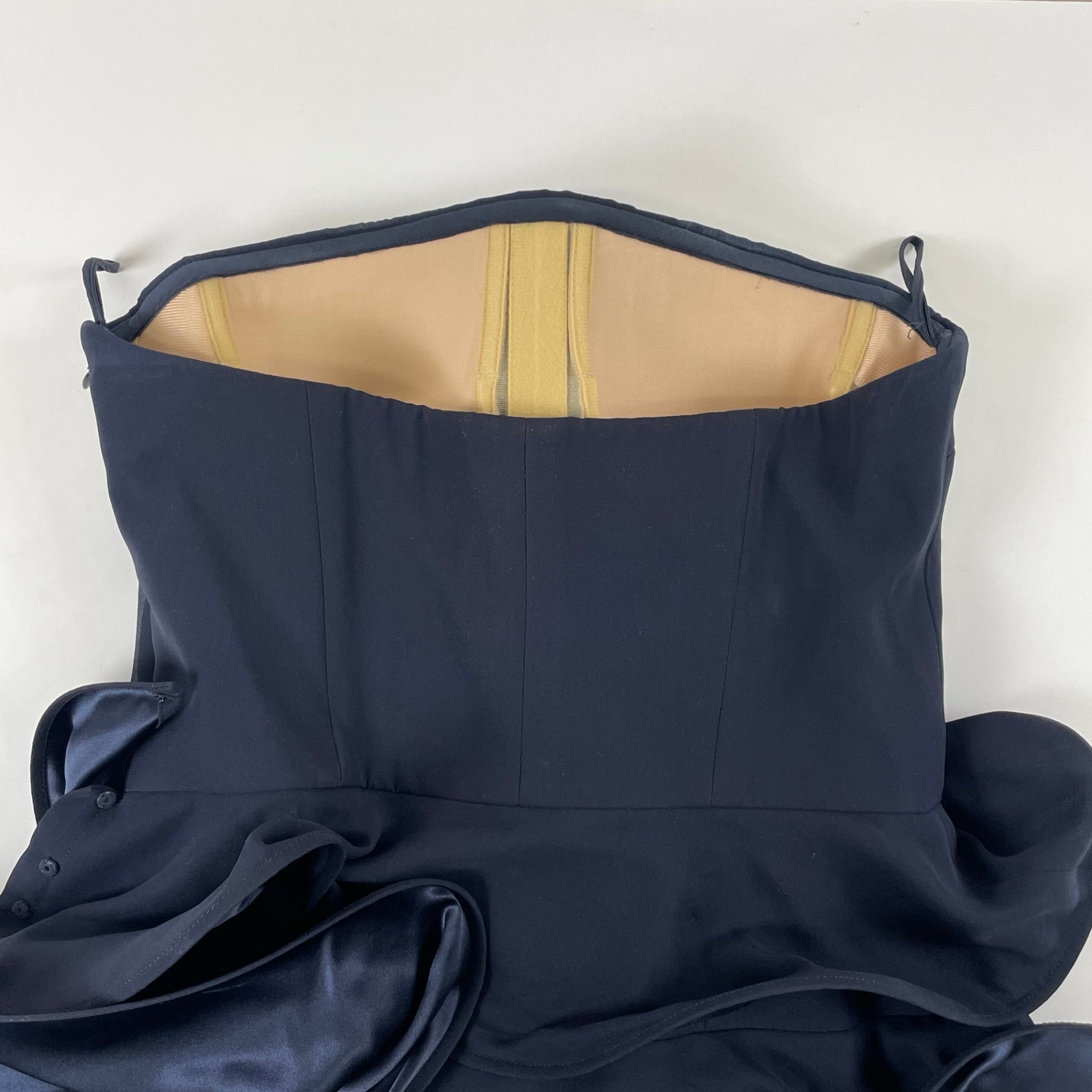 GIORGIO ARMANI / シルクラッフルイブニングドレス 参考定価：600,000程度 SIZE:42