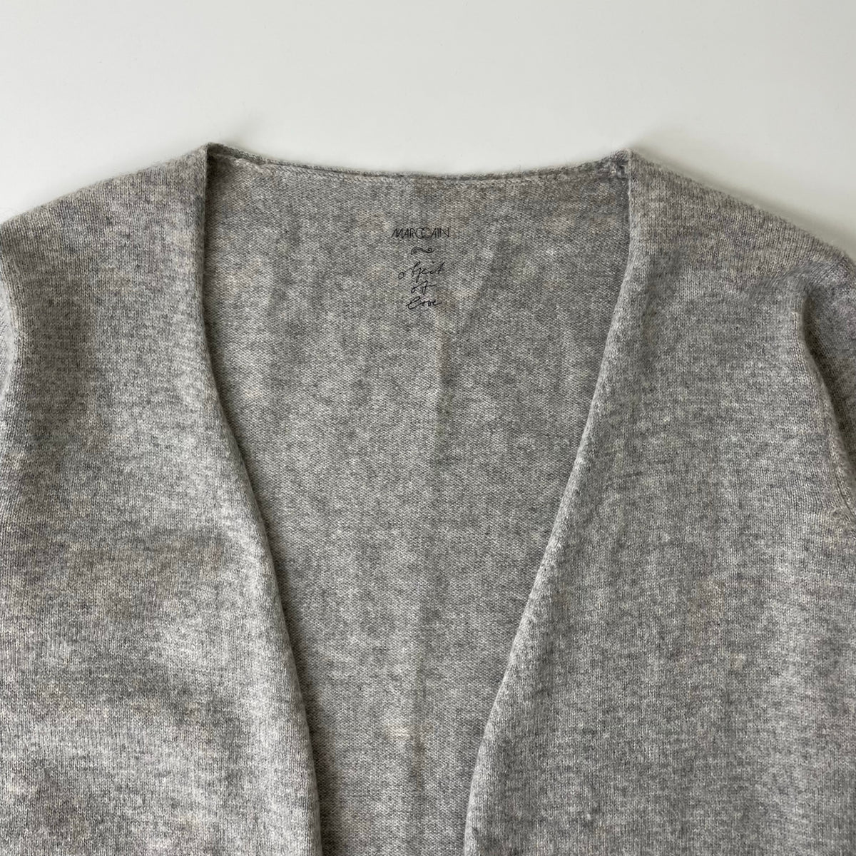 MARCCAIN / ピュアカシミヤトッパーカーディガン 参考定価：65,000程度 SIZE:N3(L程度)