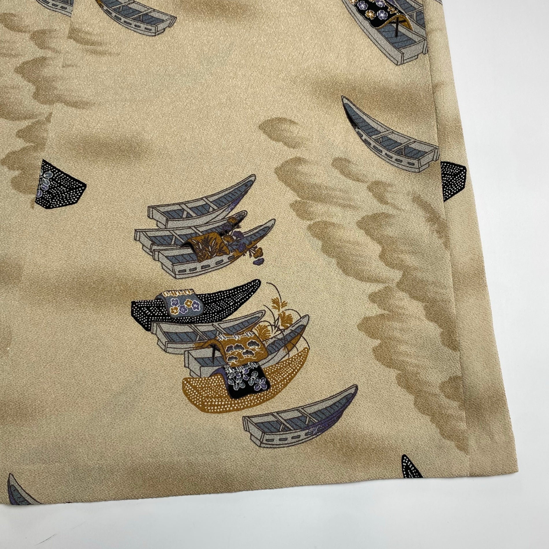 詩仙堂 BY HITOSHI TAMURA / 日本画 舟柄 ちりめん ワンピース くるみボタン 日本製 参考定価：35,000程度