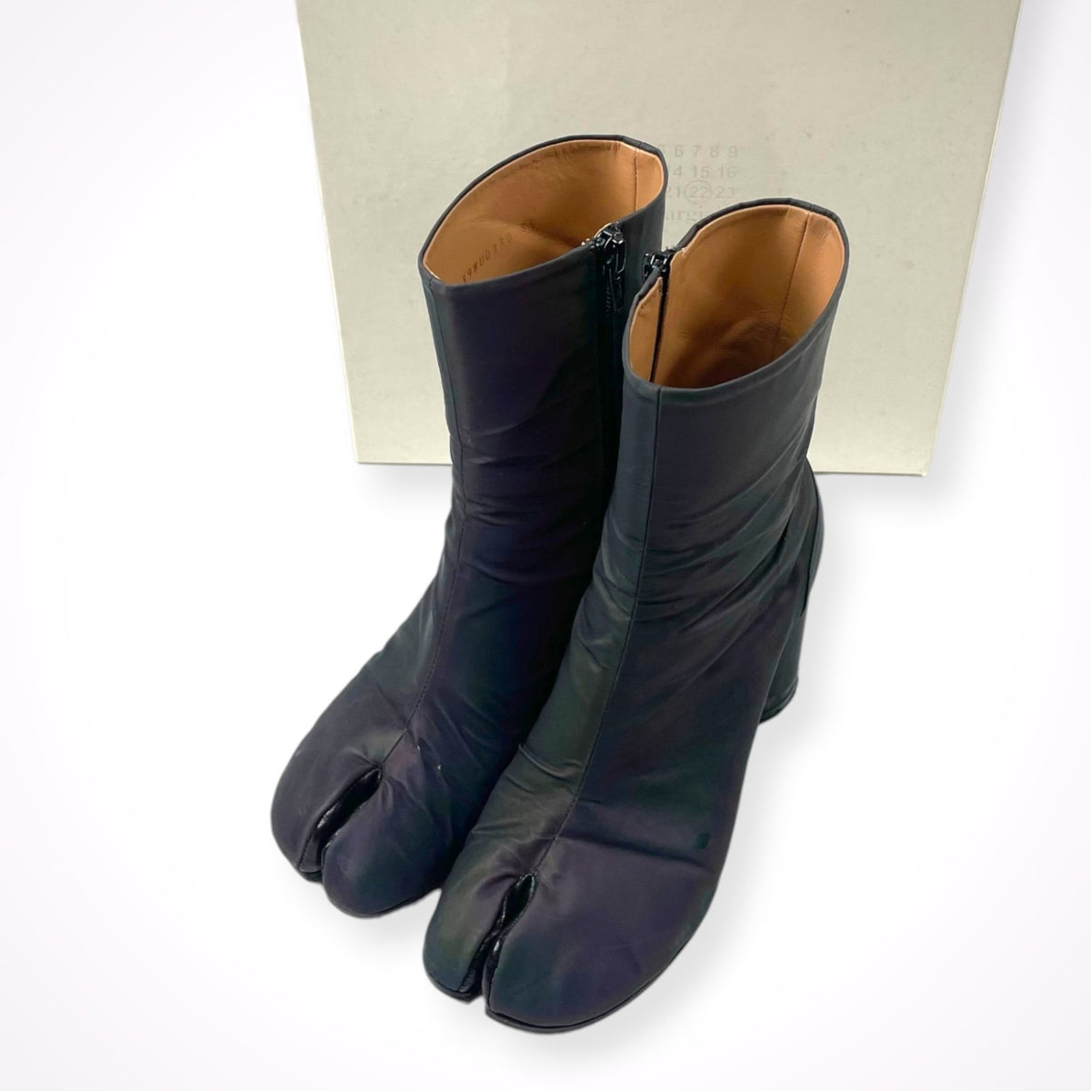 Maison Margiela 22 / Iridescent Tabi Ankle Boots ランウェイコレクション 箱付 参考定価：200,000程度 SIZE:35