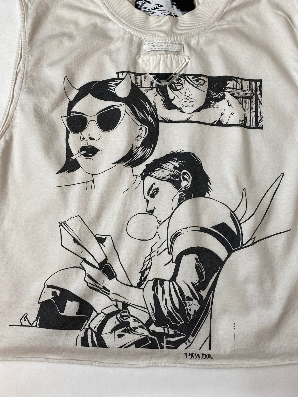 PRADA プラダ stellar leuna アメコミ風 プリント ノースリーブ Tシャツ