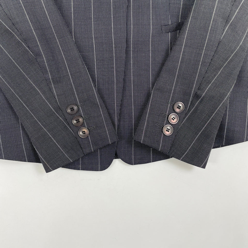 EMPORIO ARMANI / ストライプセットアップスーツ 参考定価：180,000程度 SIZE：42