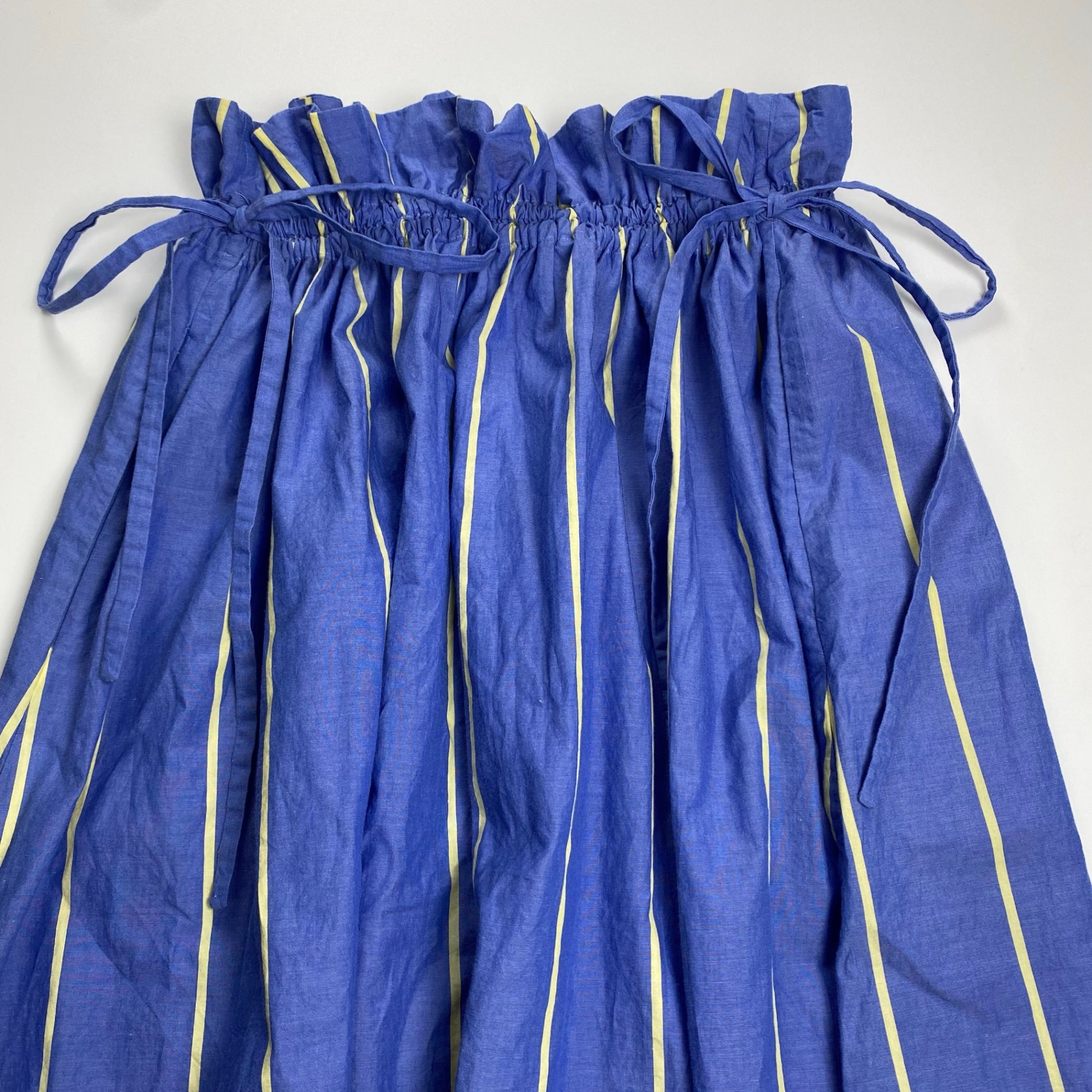 CristaSeya クリスタセヤ / Dopuble Coulisseスカート ストライプ ブルー 参考定価：64,880 SIZE:S