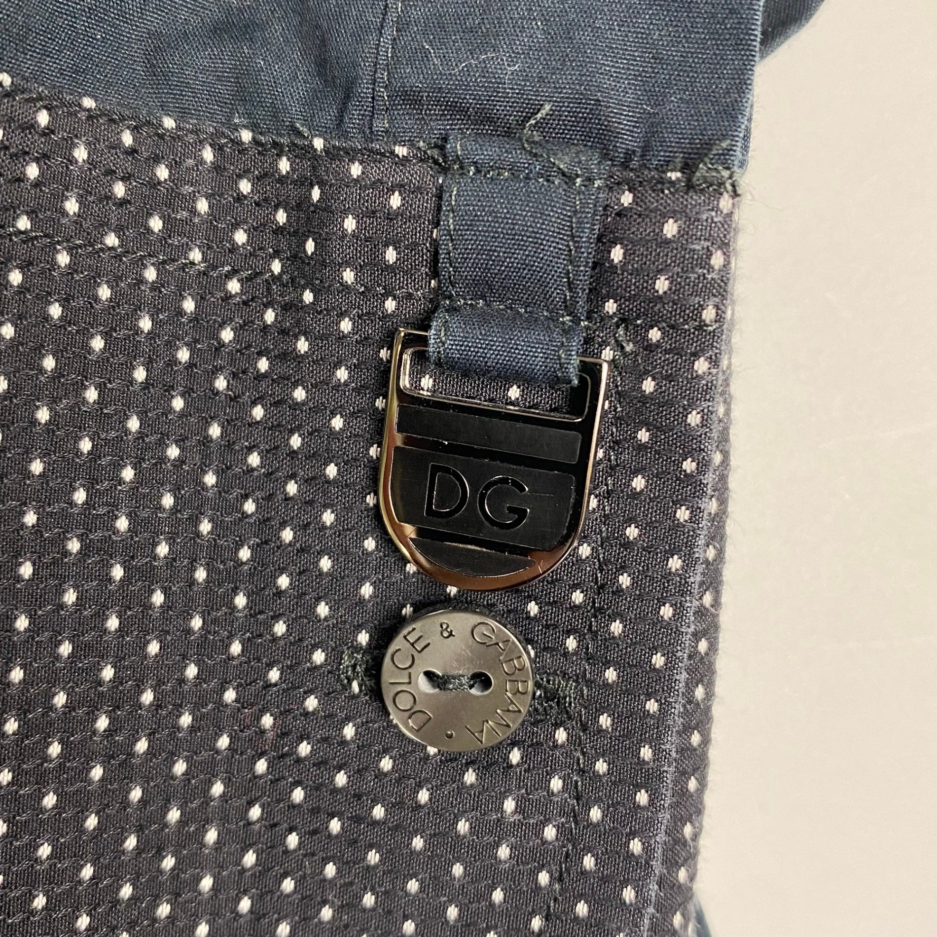 DOLCE＆GABBANA ドルチェ＆ガッバーナ / ブラックシャツ ドット柄 DGプレート MADE IN ITALY SIZE：38(M程度)