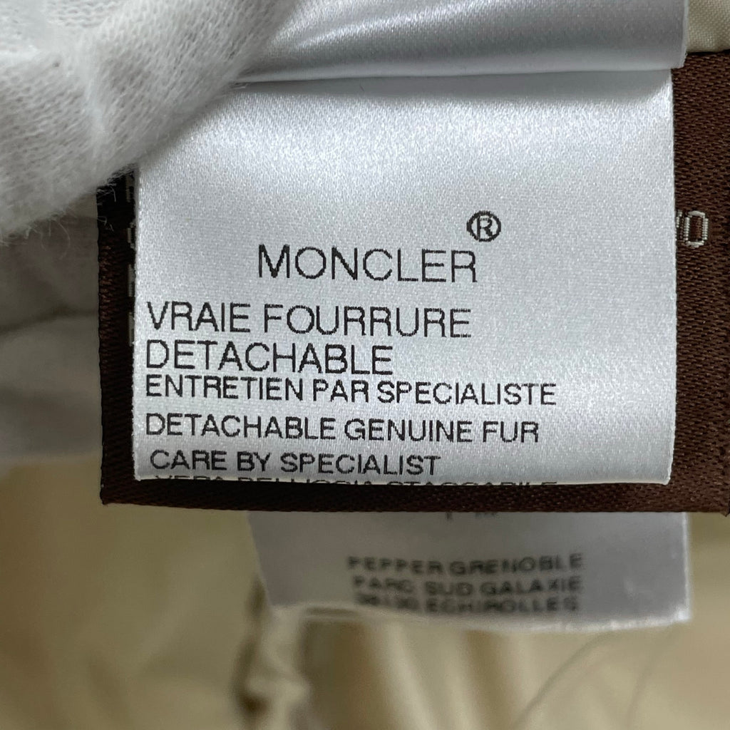 MONCLER / VALENTINEダウンコート 参考定価：280,000程度 SIZE:1