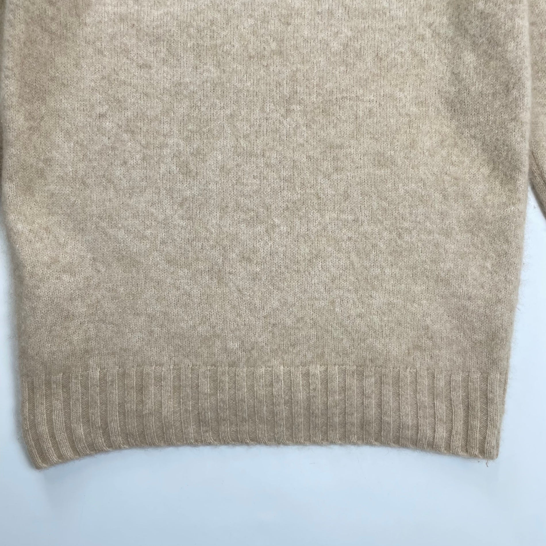 ARROW57 / 田中さんのセーター C.Tocculi カシミヤタートルネックニット comugi  SIZE：S