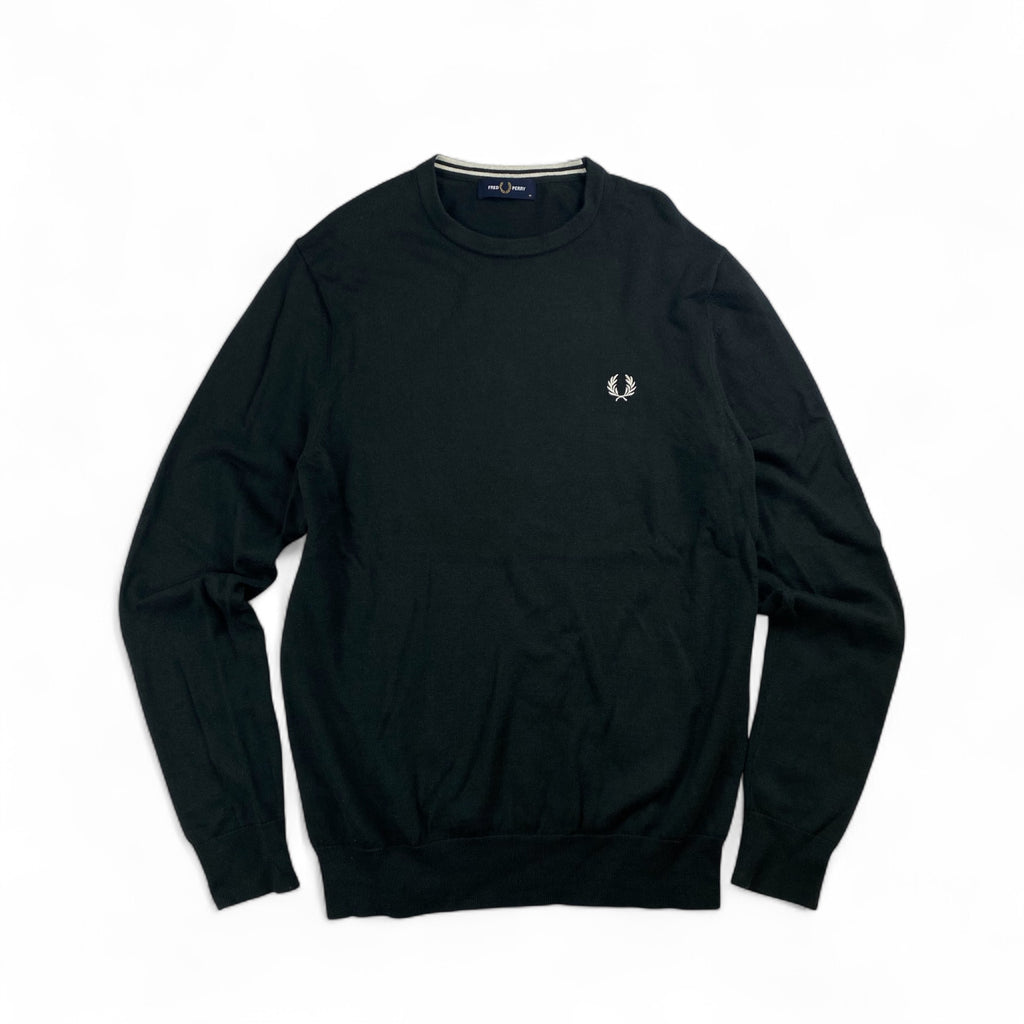 FRED PERRY フレッドペリー / ワンポイント 刺繍ロゴ ニット SIZE：M