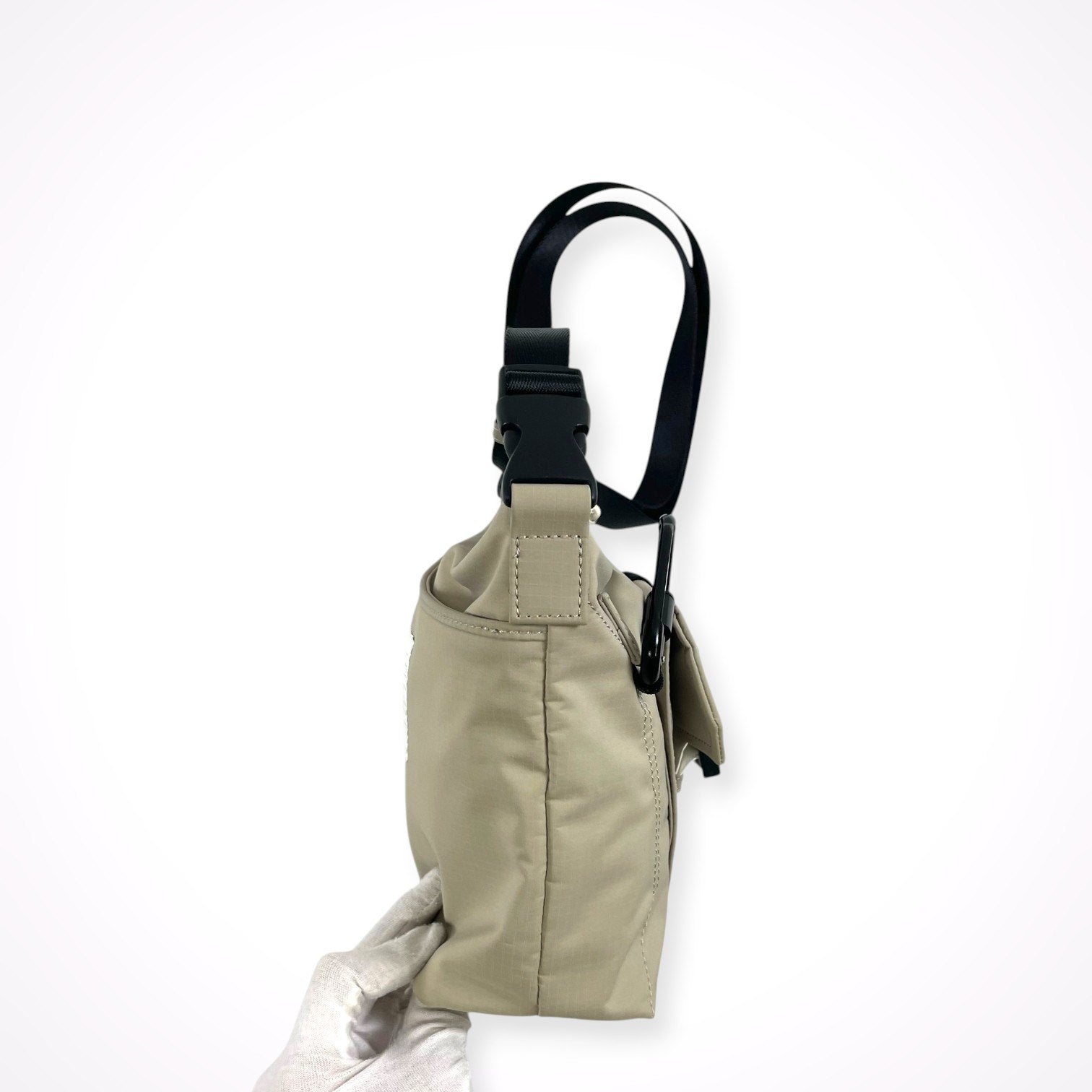 A.P.C. / Trek ショルダーバッグ 美品 参考定価：35,000+tax