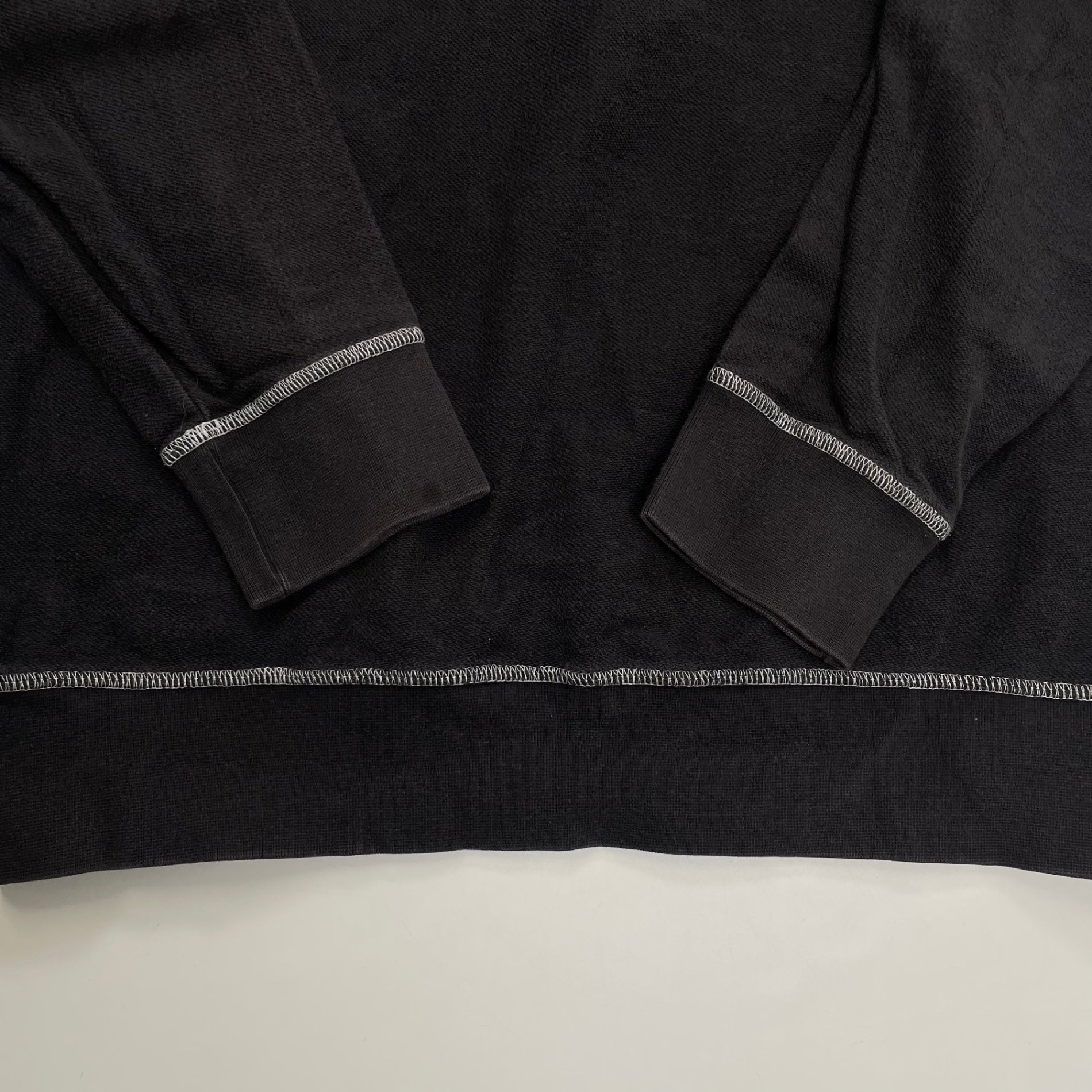 J.W.ANDERSON ジェイダブリューアンダーソン / インサイドアウト ロゴ刺繍スウェット 参考定価：30,000程度 SIZE：L