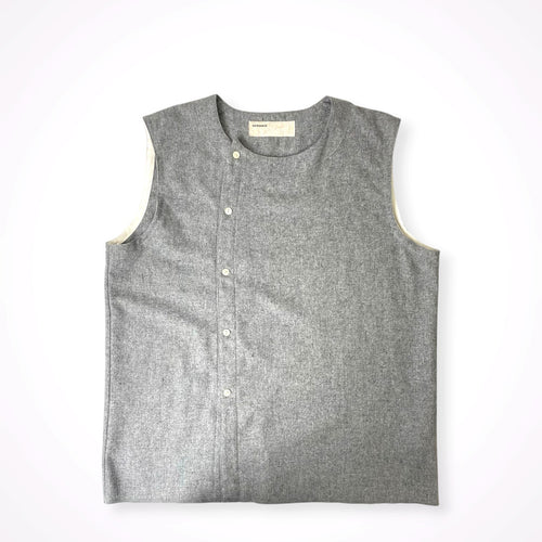 NAISSANCE / アシンメトリーベスト 参考定価：30,000程度 SIZE:M