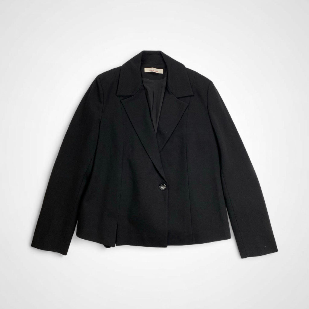 LIVIANA CONTI / ボックスシルエット ジャケット ブラック 参考定価：50,000程度 SIZE:44