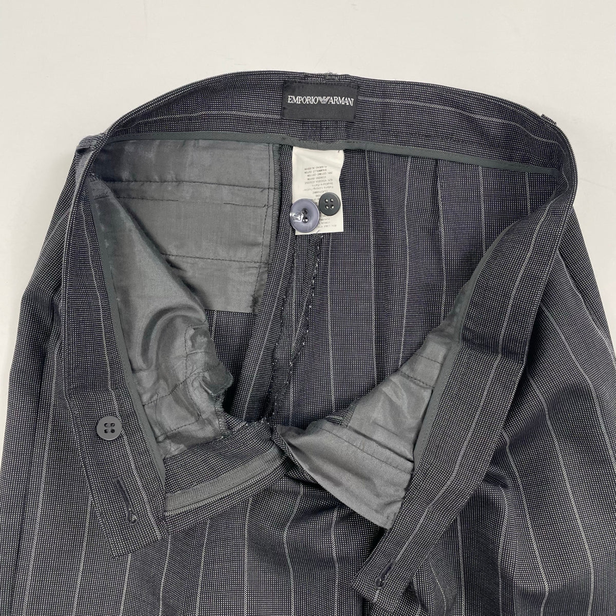 EMPORIO ARMANI / ストライプセットアップスーツ 参考定価：180,000程度 SIZE：42