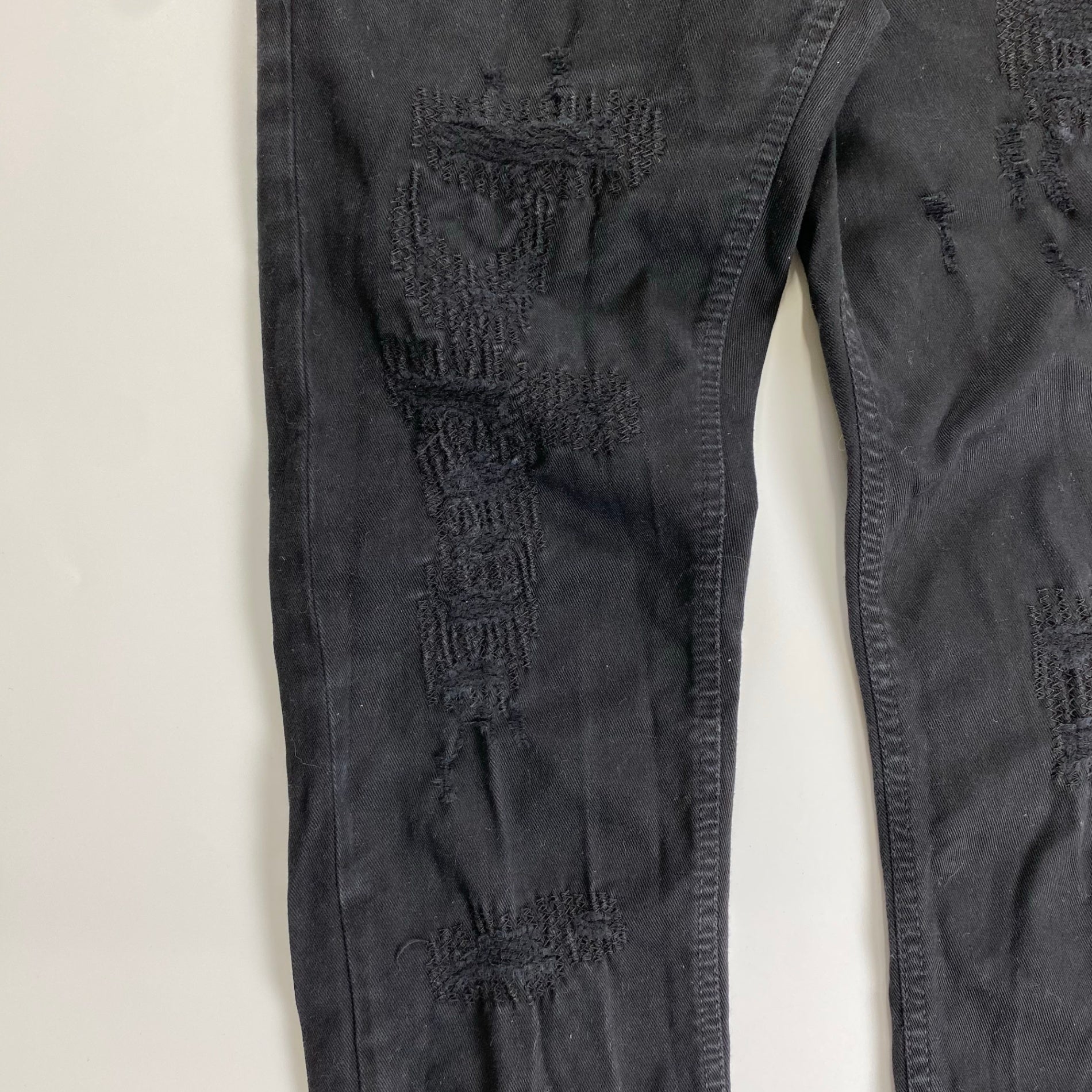 P.M.D.S. PREMIUM MOOD DENIM SUPERIOR / ダメージ リペア加工 デニムパンツ 参考定価：40,000程度 SIZE:W28