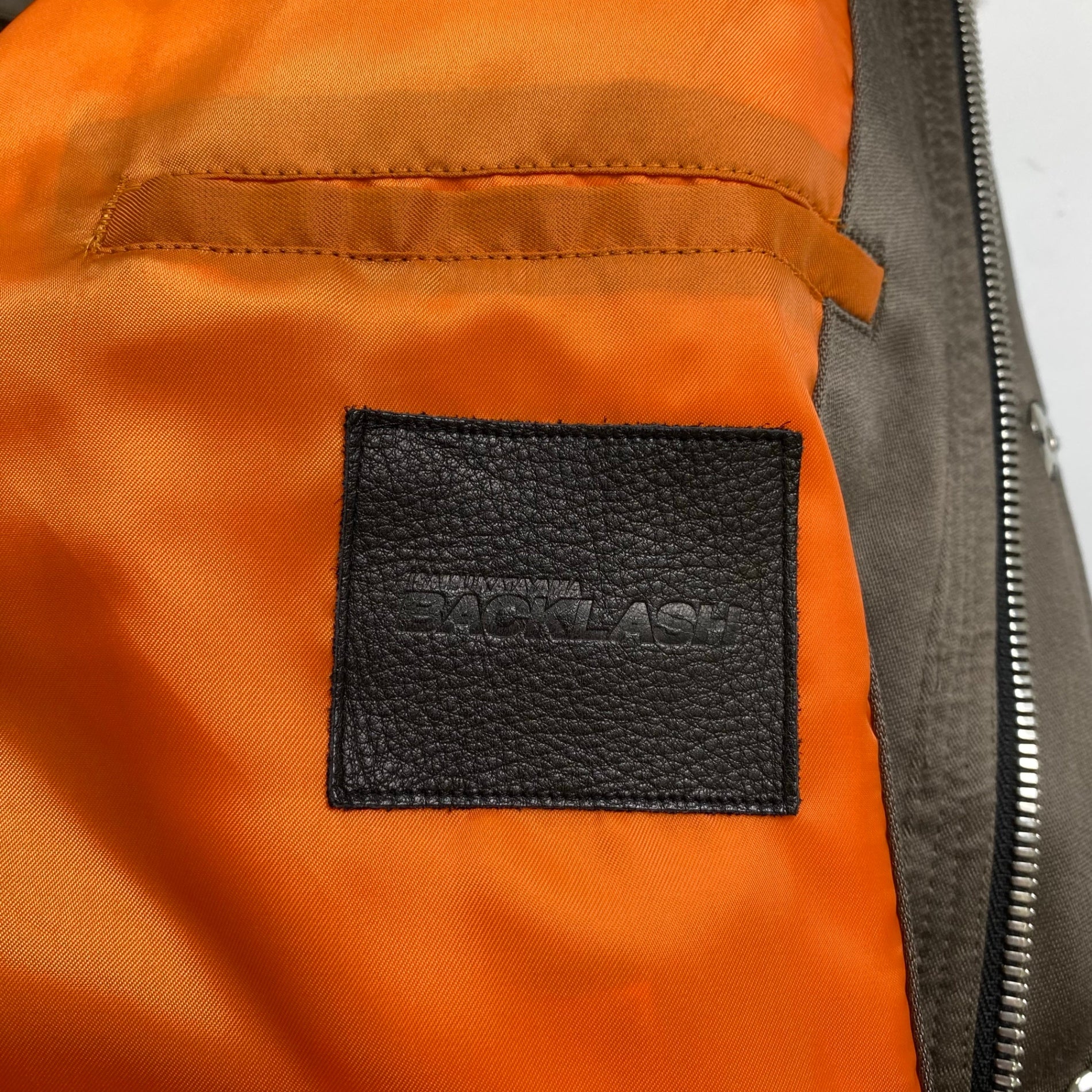 ISAMU KATAYAMA BACKLASH イサムカタヤマ バックラッシュ / N-3B タイプジャケット コート 中綿 参考定価：115,000+tax SIZE:2