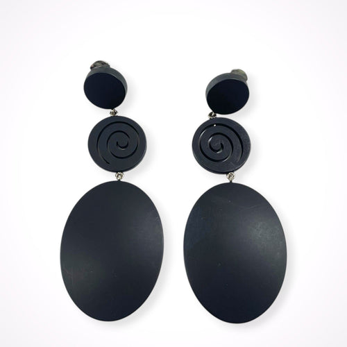 GIORGIO ARMANI / ソリッドブラックイヤリング 参考定価：65,000程度