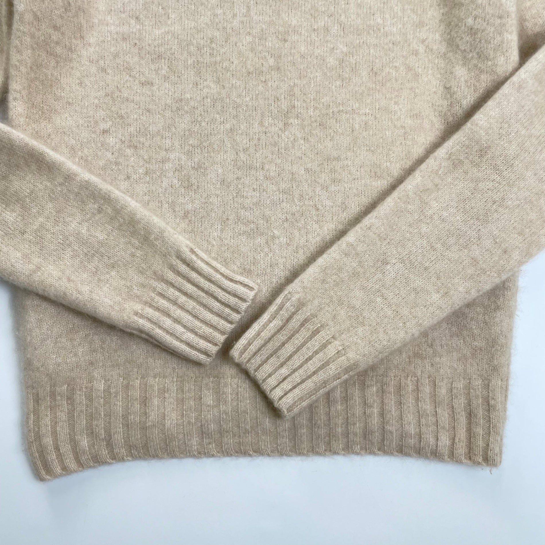 ARROW57 / 田中さんのセーター C.Tocculi カシミヤタートルネック