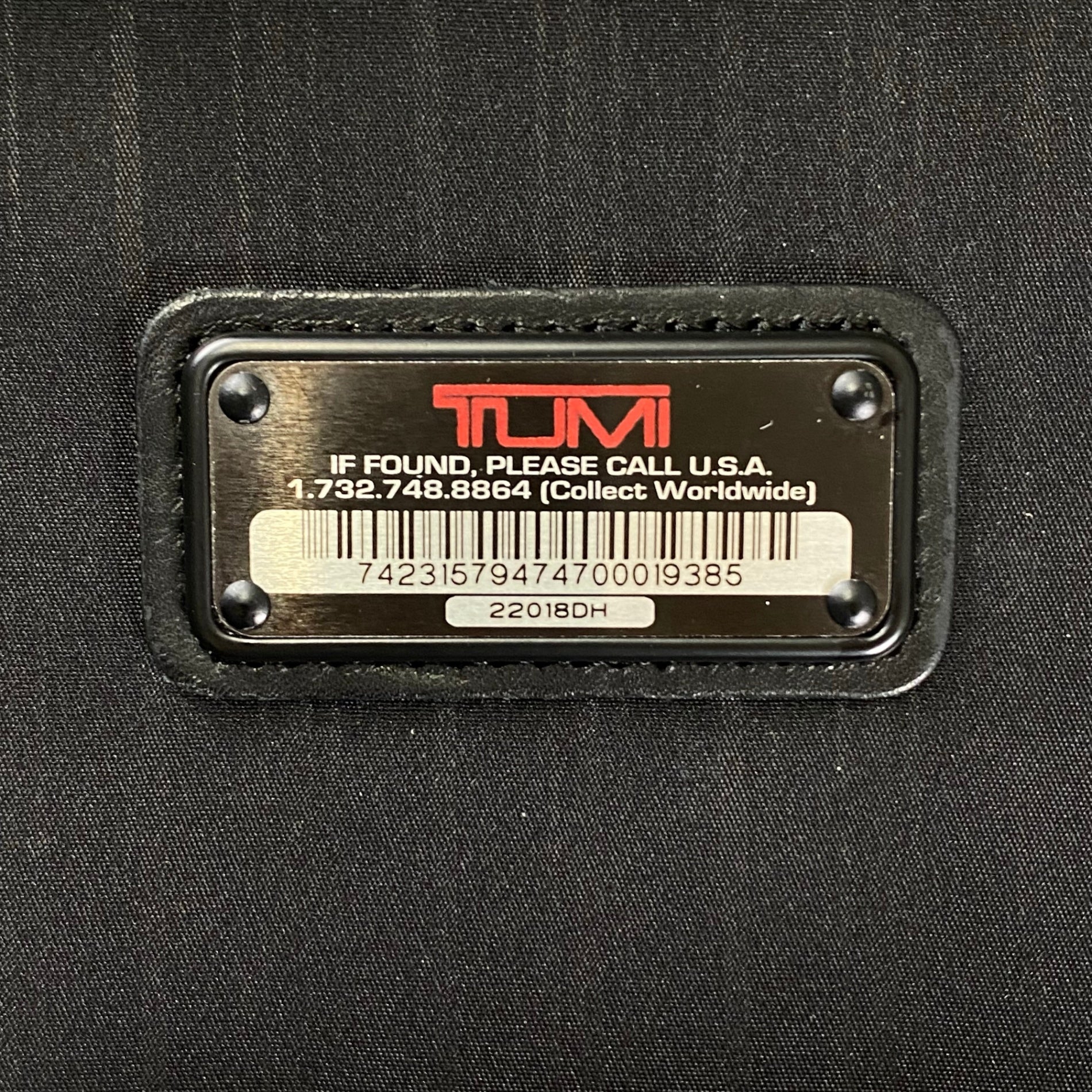 TUMI トゥミ / 26L収納 18インチ インターナショナル コンパクト キャリーオン ブラック 22018DH 参考定価：85,000+tax