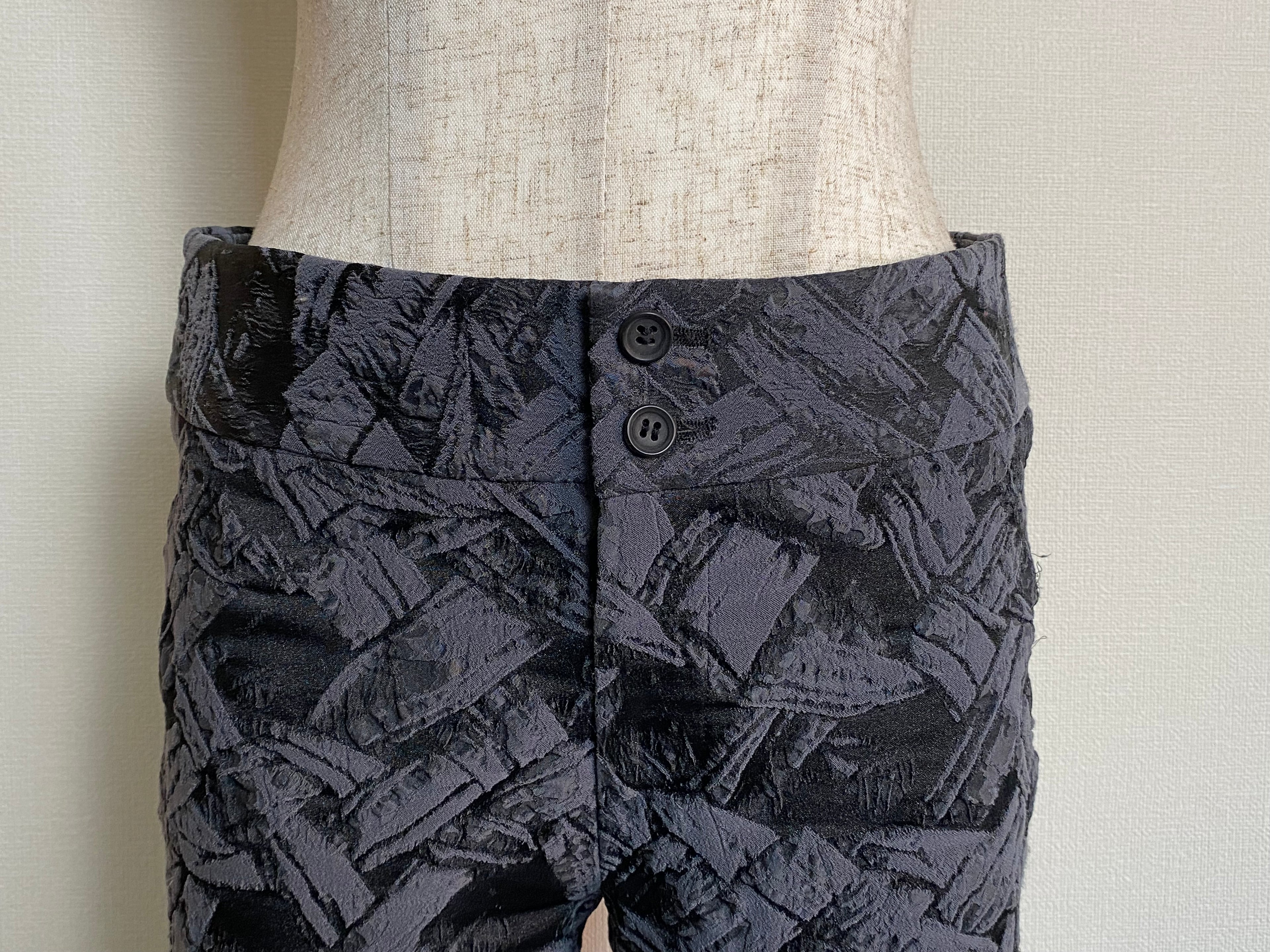 ISSEY MIYAKE イッセイミヤケ ジャガード 織柄 ストレッチ パンツ