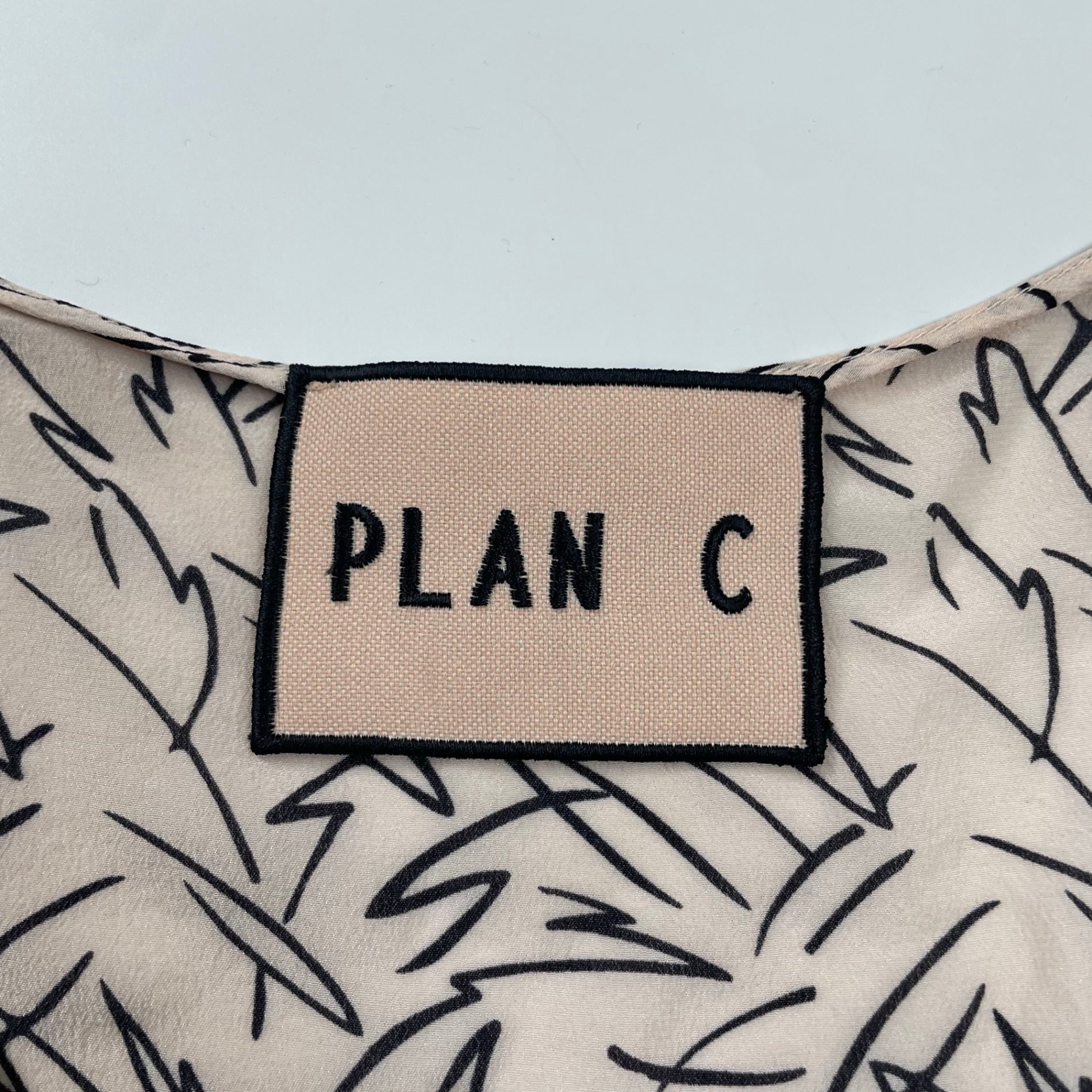 PLAN C プランシー / シルクノースリーブブラウス 参考定価：50,000程度 SIZE:38