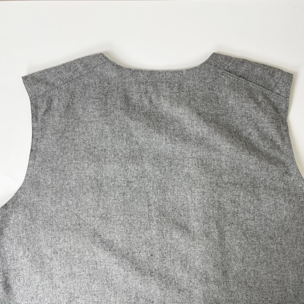 NAISSANCE / アシンメトリーベスト 参考定価：30,000程度 SIZE:M