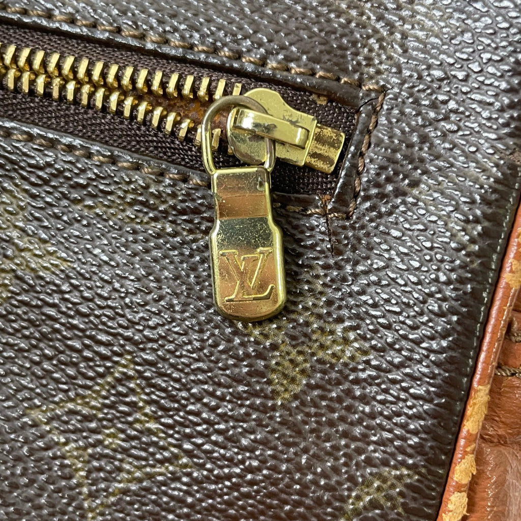 LOUIS VUITTON / モノグラム セカンドバッグ サックスポーツ