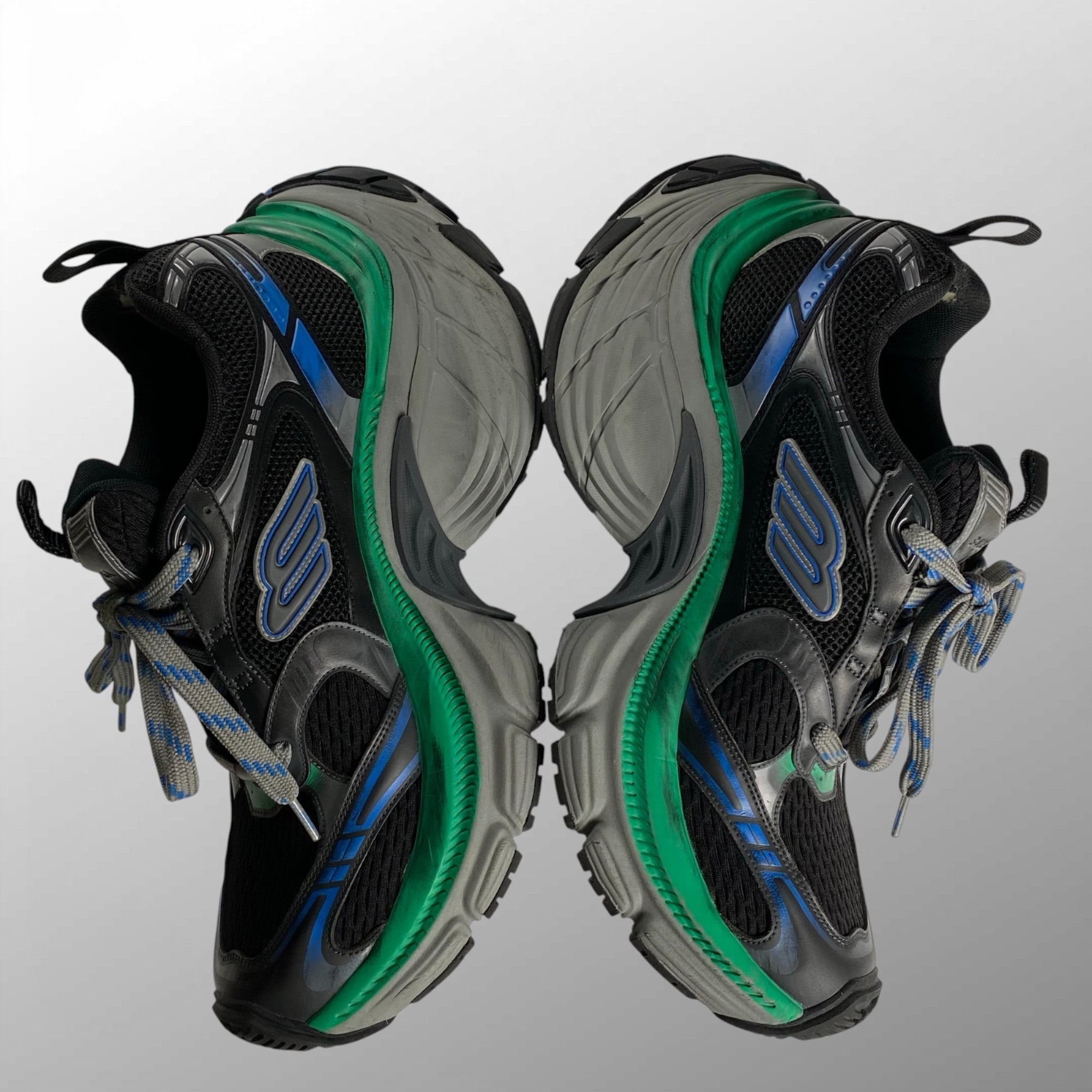 【鑑定済み】 BALENCIAGA バレンシアガ / 10XL ローカットスニーカー 希少カラー ブラック グリーン ダメージ加工 784344 SIZE：27.5