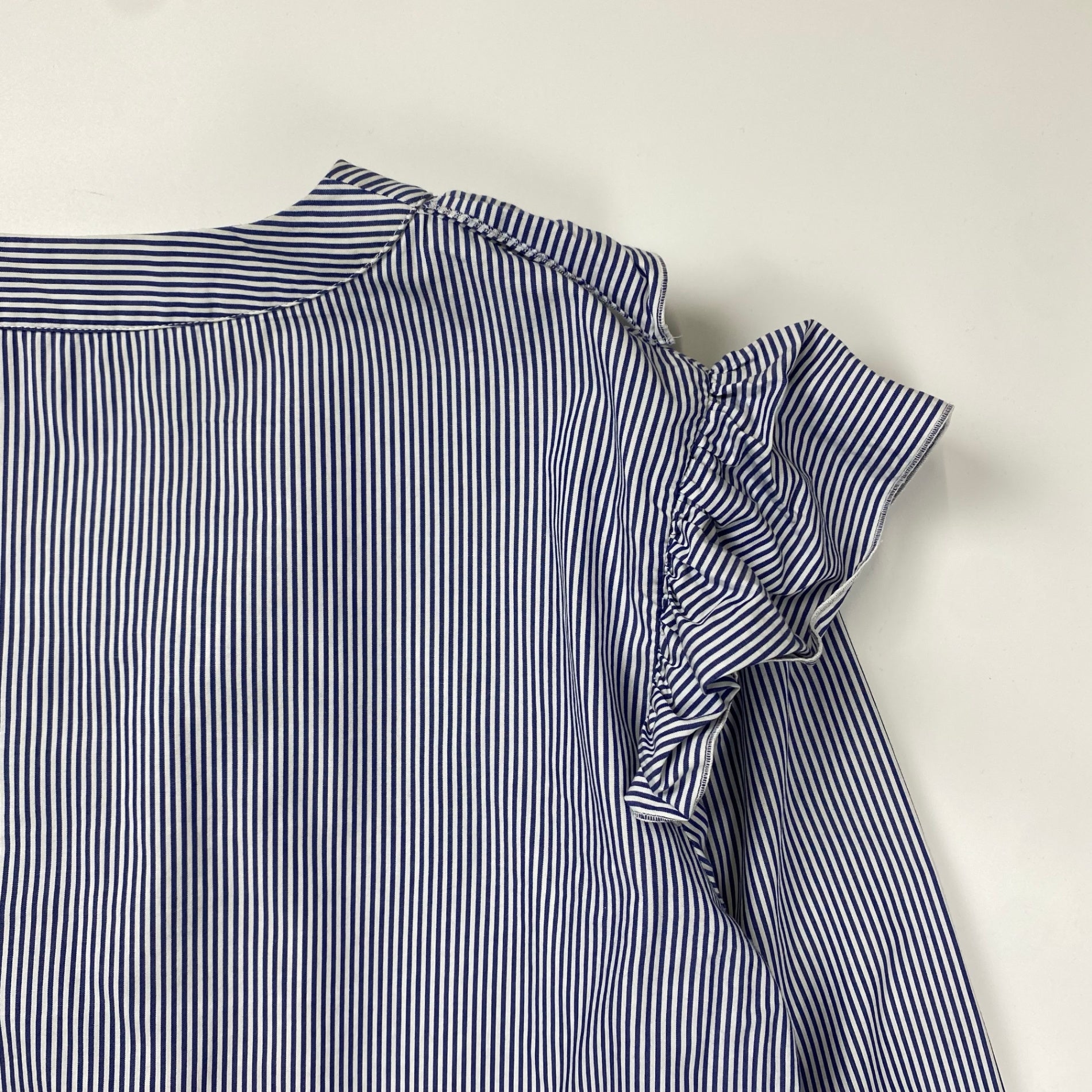 VIVETTA ヴィヴェッタ / フリルストライプシャツ ブラウス 参考定価：50,000程度 SIZE：44