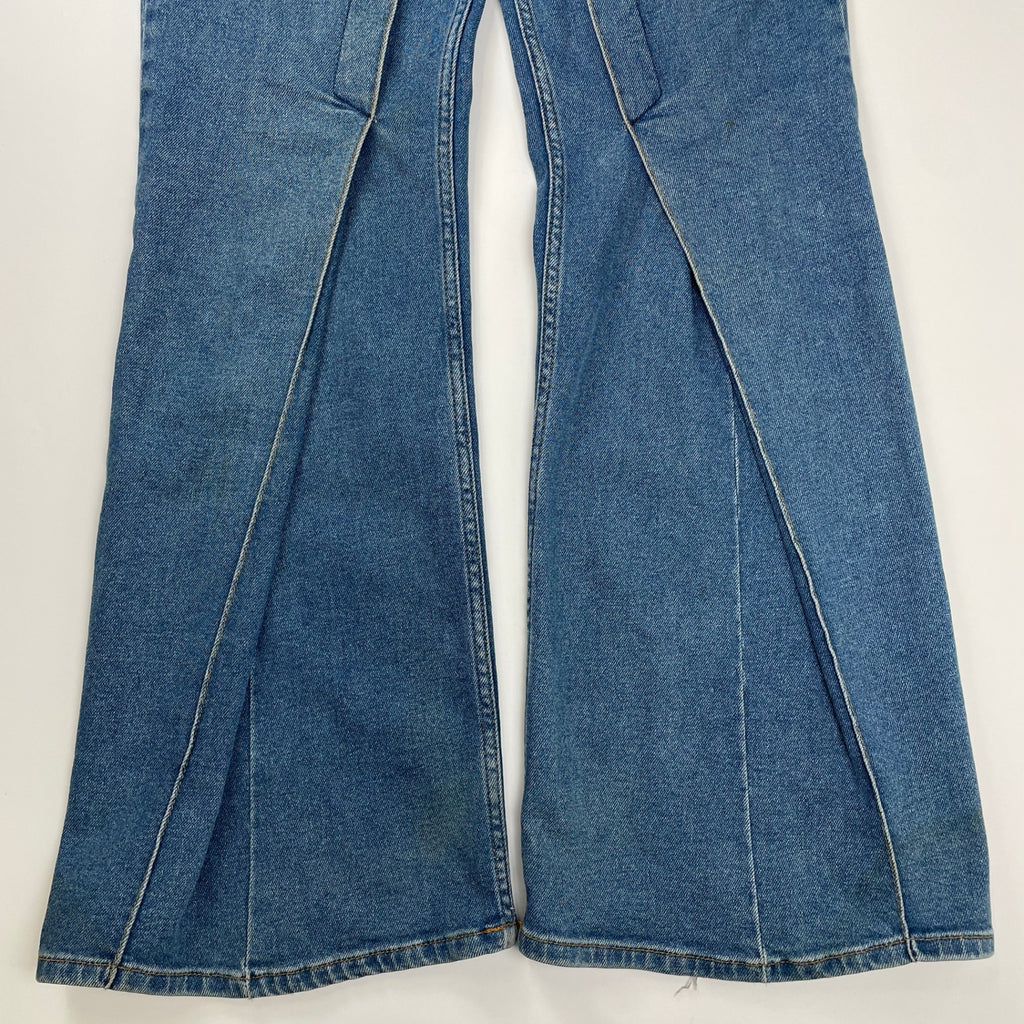 AALTO アアルト / FLARED JEANS WITH PLEATS フレアデニムパンツ 参考定価：45,000程度 SIZE:40