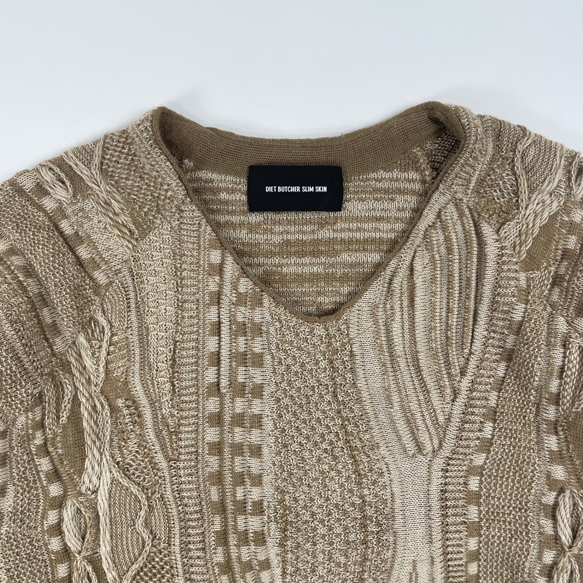 DIET BUTCHER SLIM SKIN / スヌード付3Dニット 参考定価：42,000程度 SIZE:2