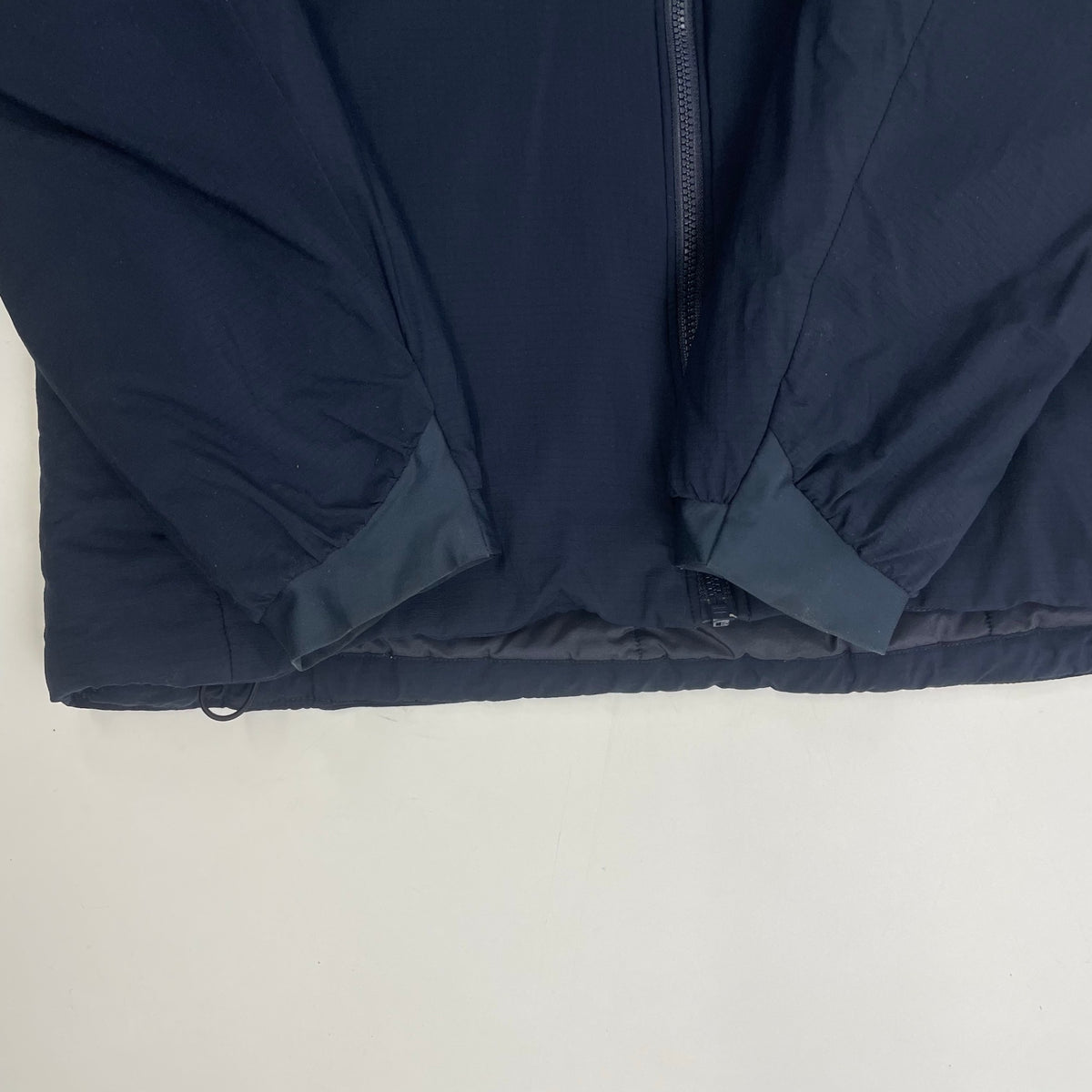 ARC’TERYX / ATOM AR HOODY 24105-129829 SIZE:M