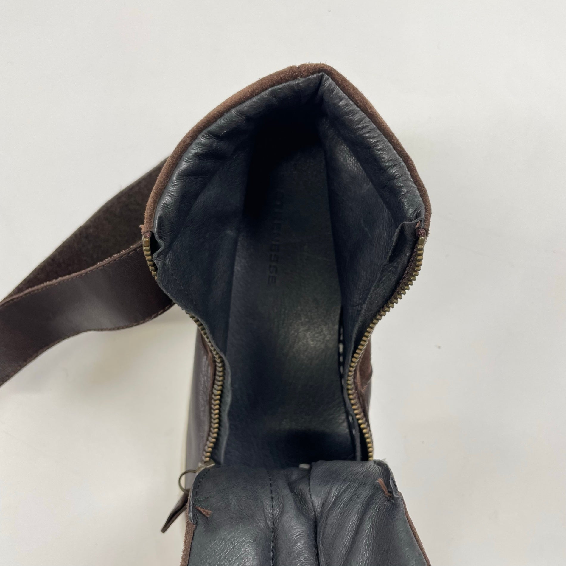 STRENESSE / スウェードハイカットスニーカー 参考定価：60,000程度 SIZE:39