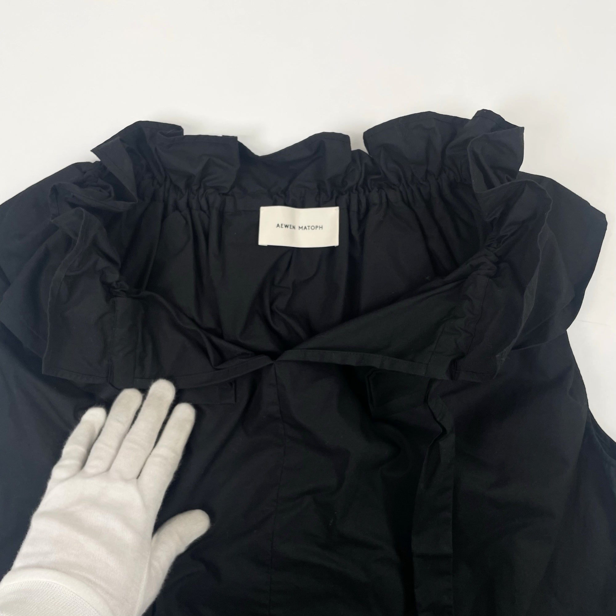 AEWEN MATOPH / ギャザーリボンノースリーブブラウス 日本製 参考定価：18,000+tax