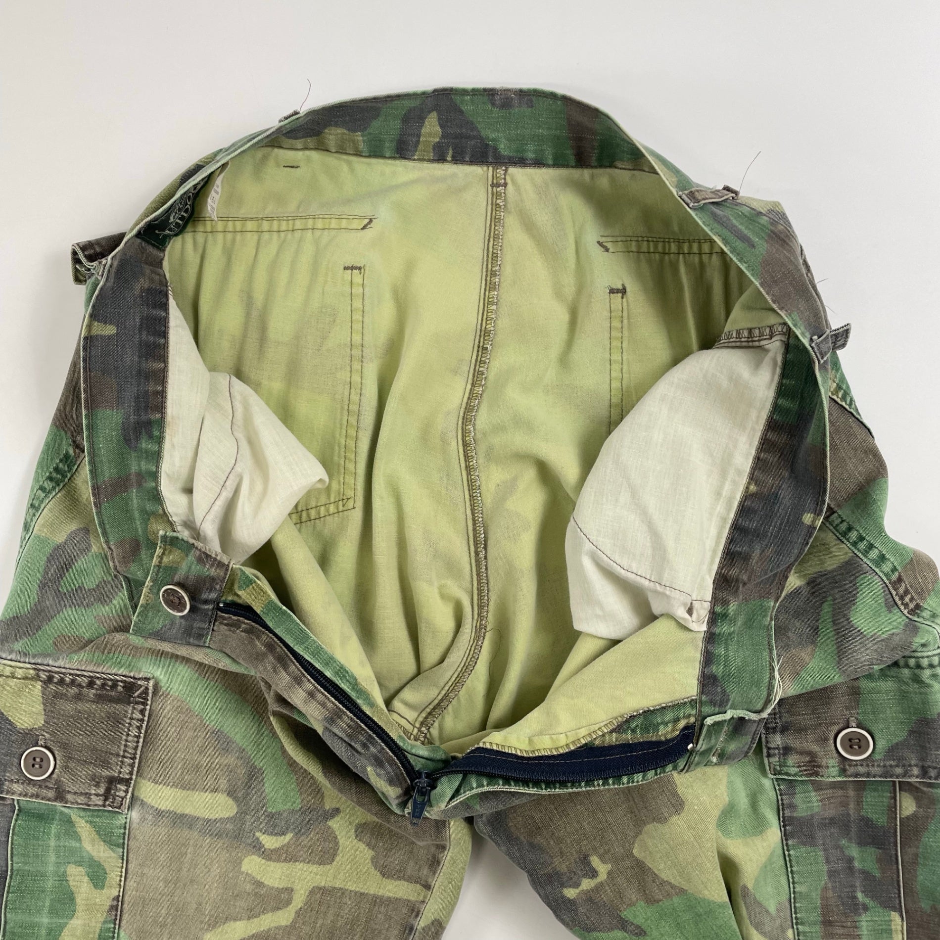 VINTAGE / USA製 アウトドア カーゴパンツ SIZE：38-33