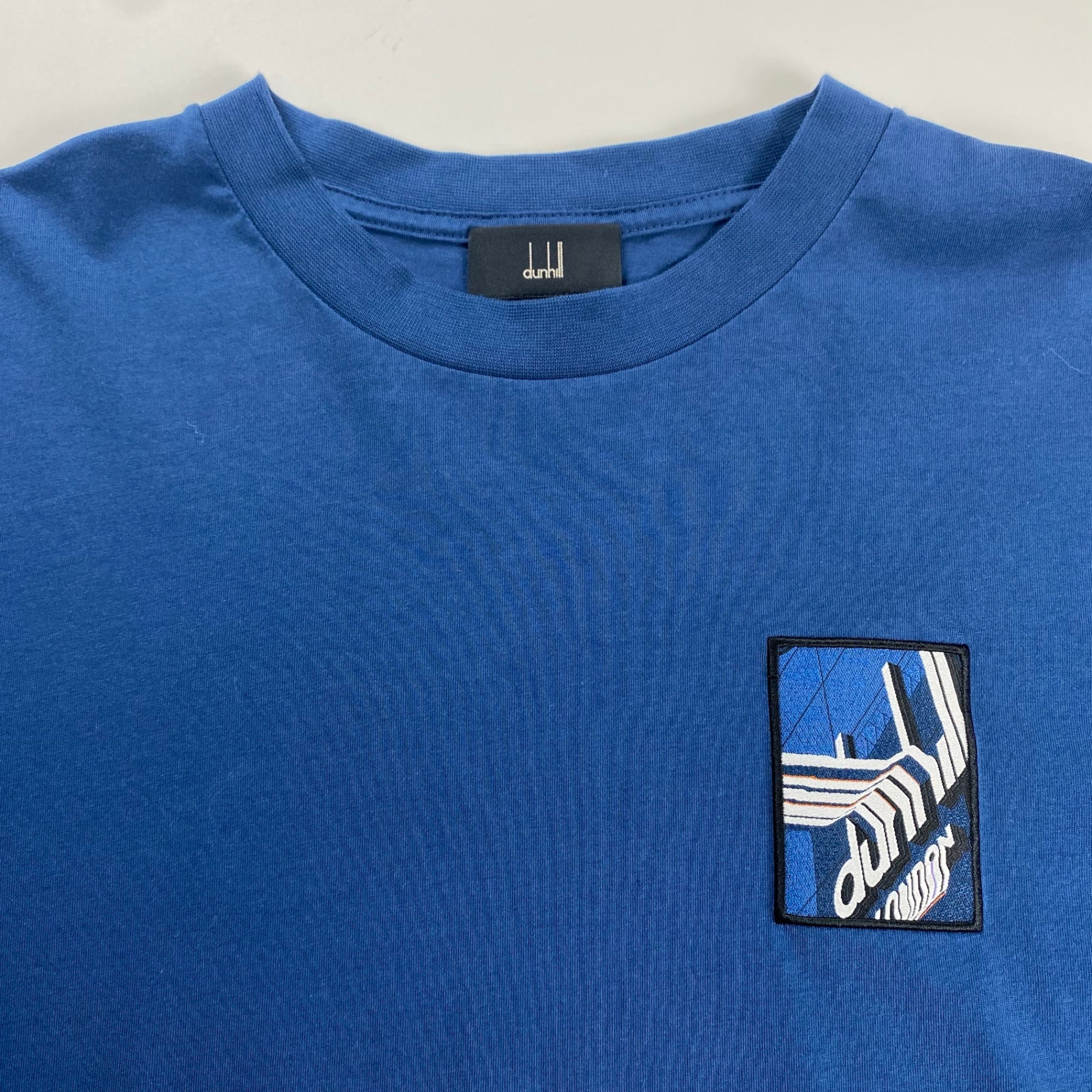 【美品】 dunhill ダンヒル / ワッペン ワンポイント ロゴTEE Tシャツ ダークブルー 近年モデル SIZE:L