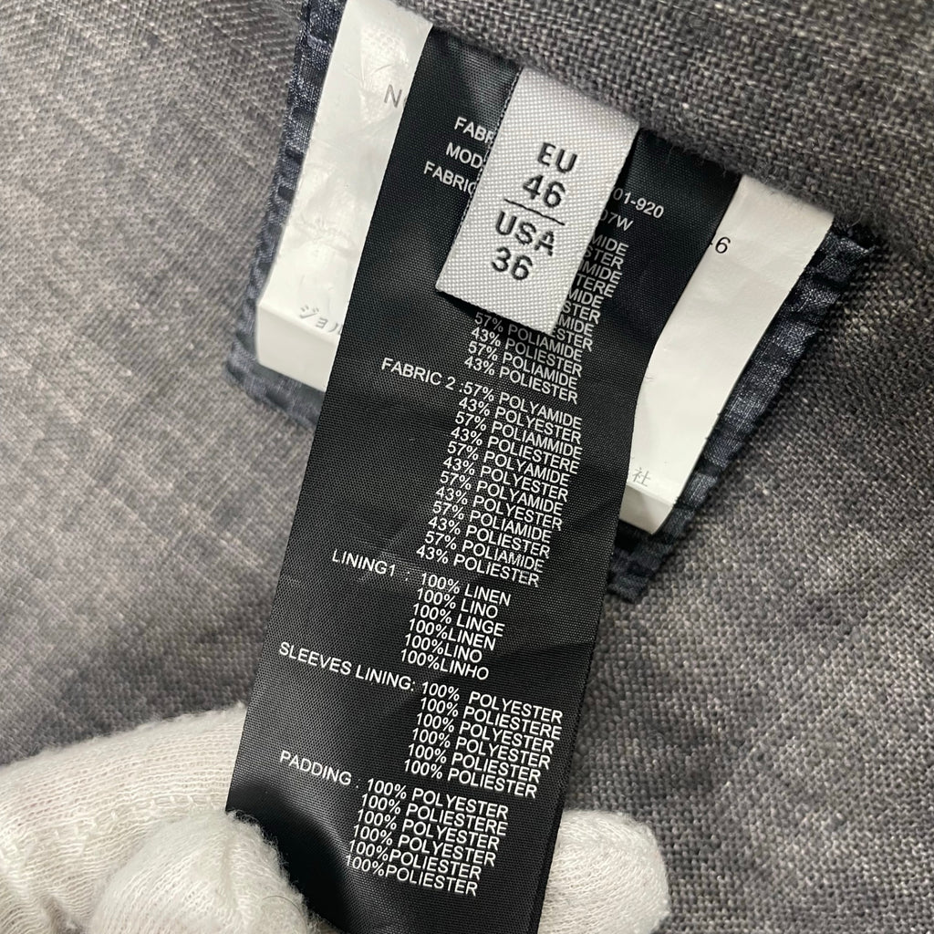ARMANI collezioni / レイヤードデザインアンコンジャケット 参考定価：160,000程度 SIZE:46